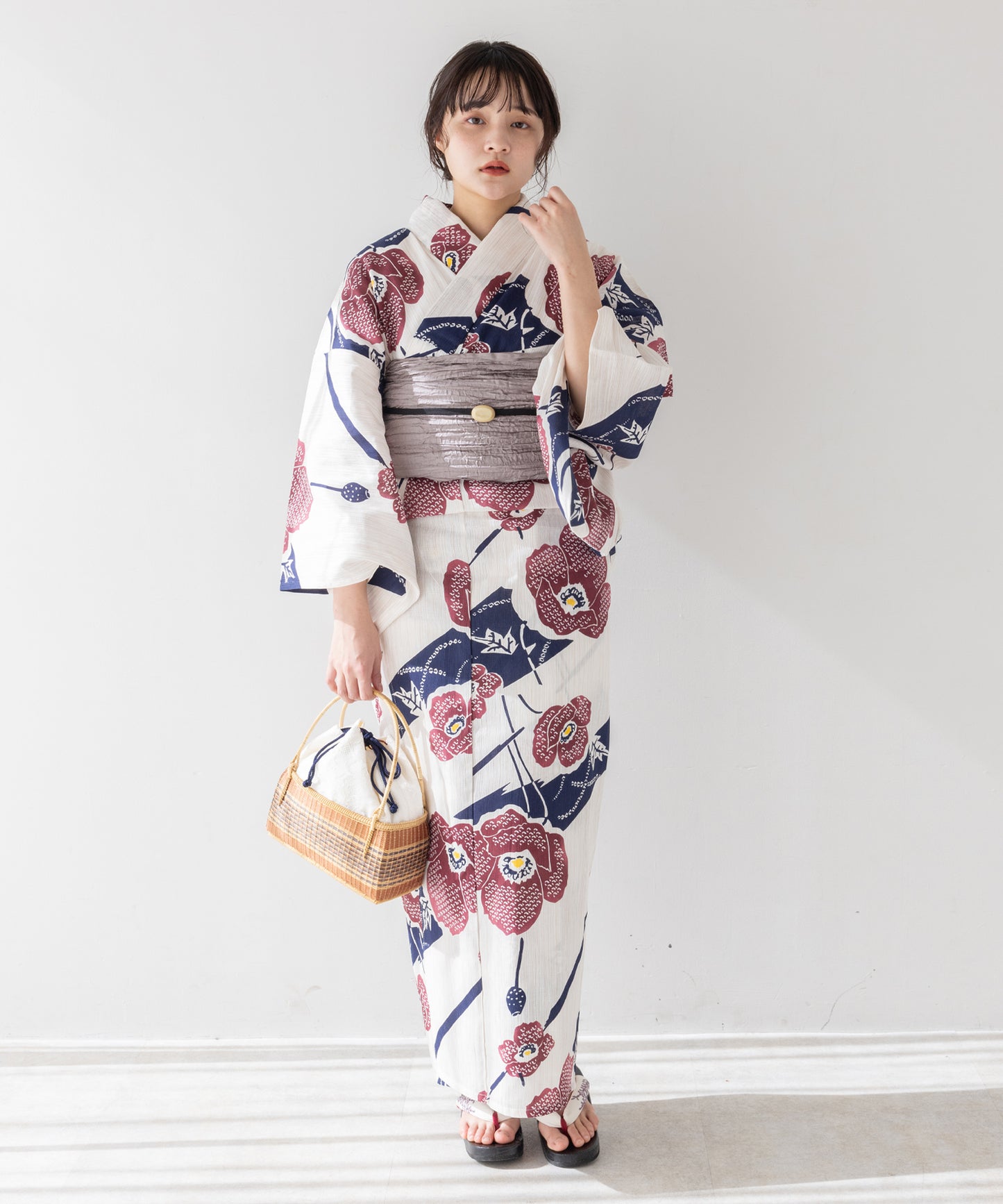 こだわり 浴衣 5点セット (浴衣/帯/下駄/腰紐/着付け冊子) 麻混 綿麻 椿 エンジ ワンレッド
