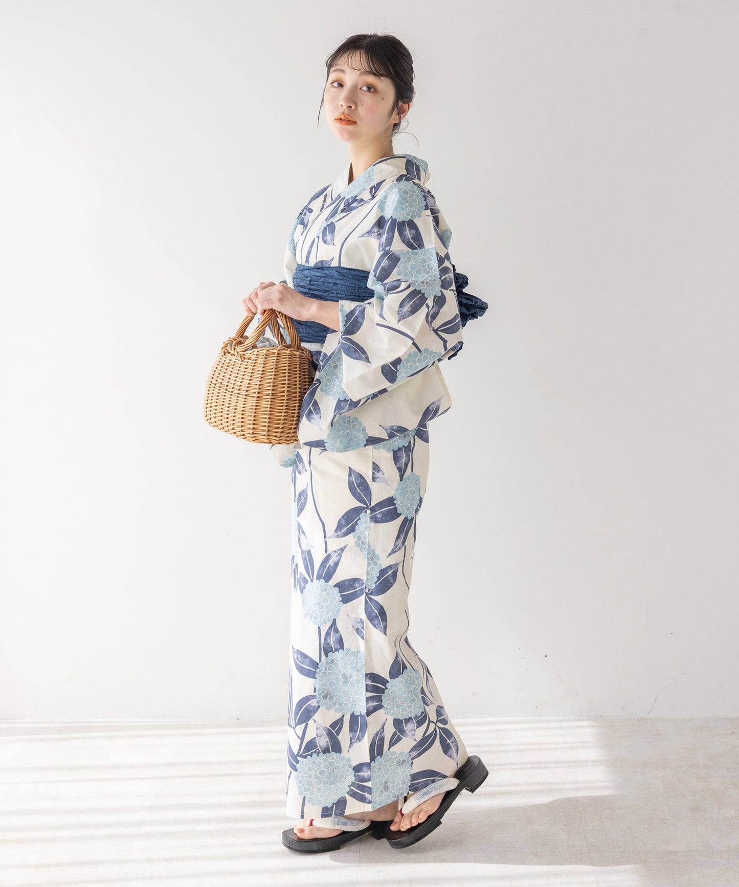 こだわり 浴衣 5点セット (浴衣/帯/下駄/腰紐/着付け冊子) ブルー 紫陽花 アジサイ