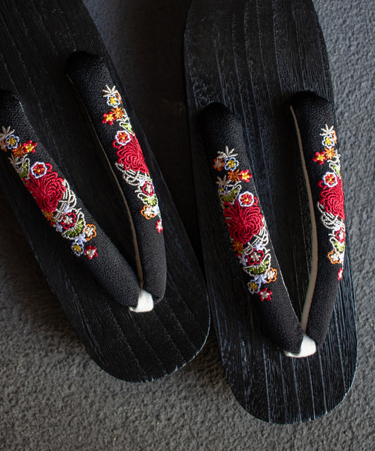 大きいサイズの下駄 ブラック古典