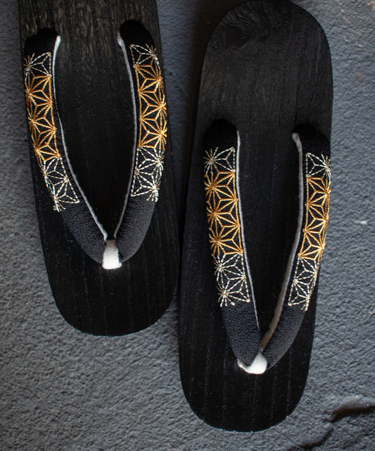 大きいサイズの下駄 ブラック麻の葉