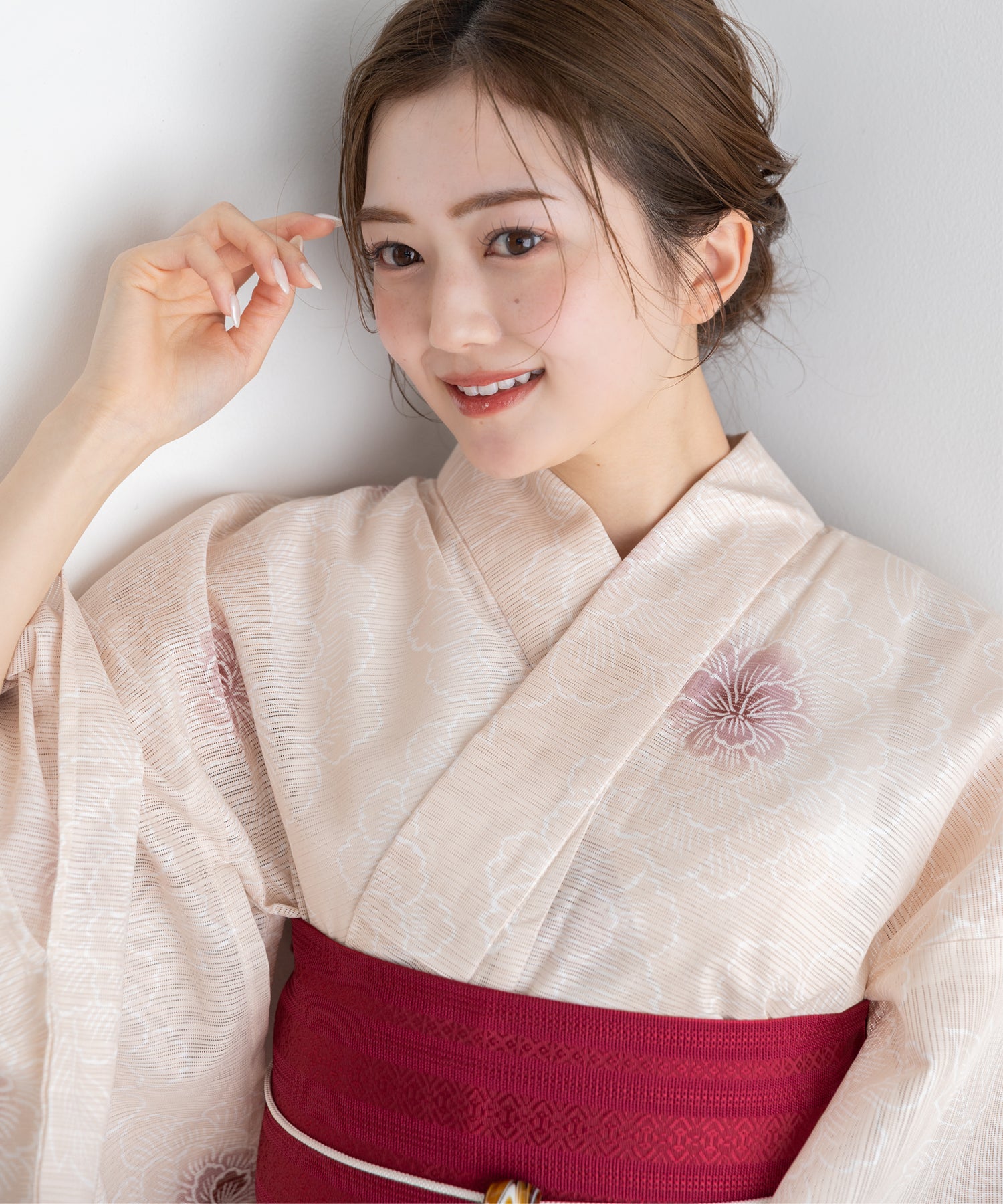 薄桜色に牡丹 こだわり浴衣5点セット (浴衣/帯/下駄/腰紐/着付け冊子