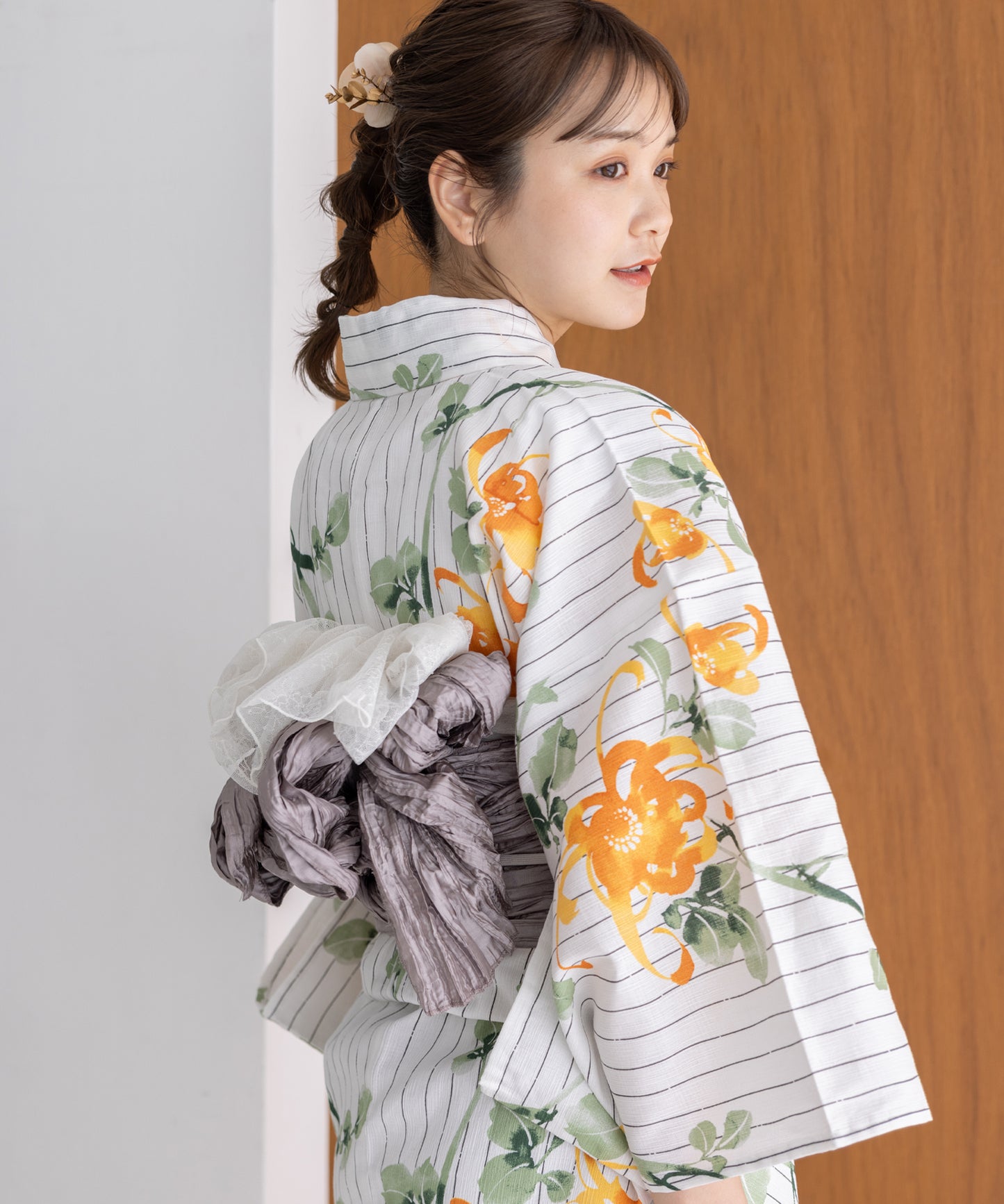 こだわり浴衣5点セット (浴衣/帯/下駄/腰紐/着付け冊子) 麻混 綿麻 楊柳生地 グリーン オレンジ ストライプ 縦縞