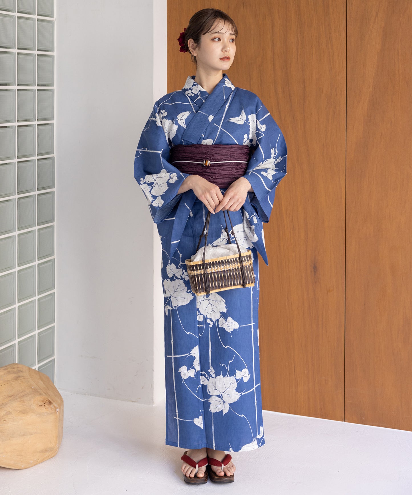 こだわり浴衣5点セット (浴衣/帯/下駄/腰紐/着付け冊子) 麻混 綿麻 楊柳生地 ブルー 笹