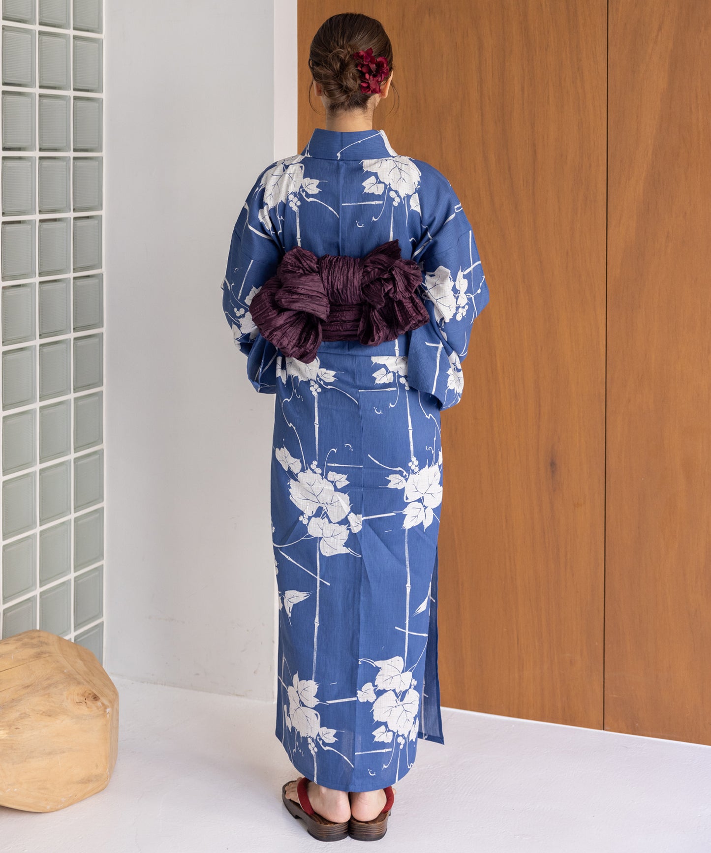 こだわり浴衣5点セット (浴衣/帯/下駄/腰紐/着付け冊子) 麻混 綿麻 楊柳生地 ブルー 笹