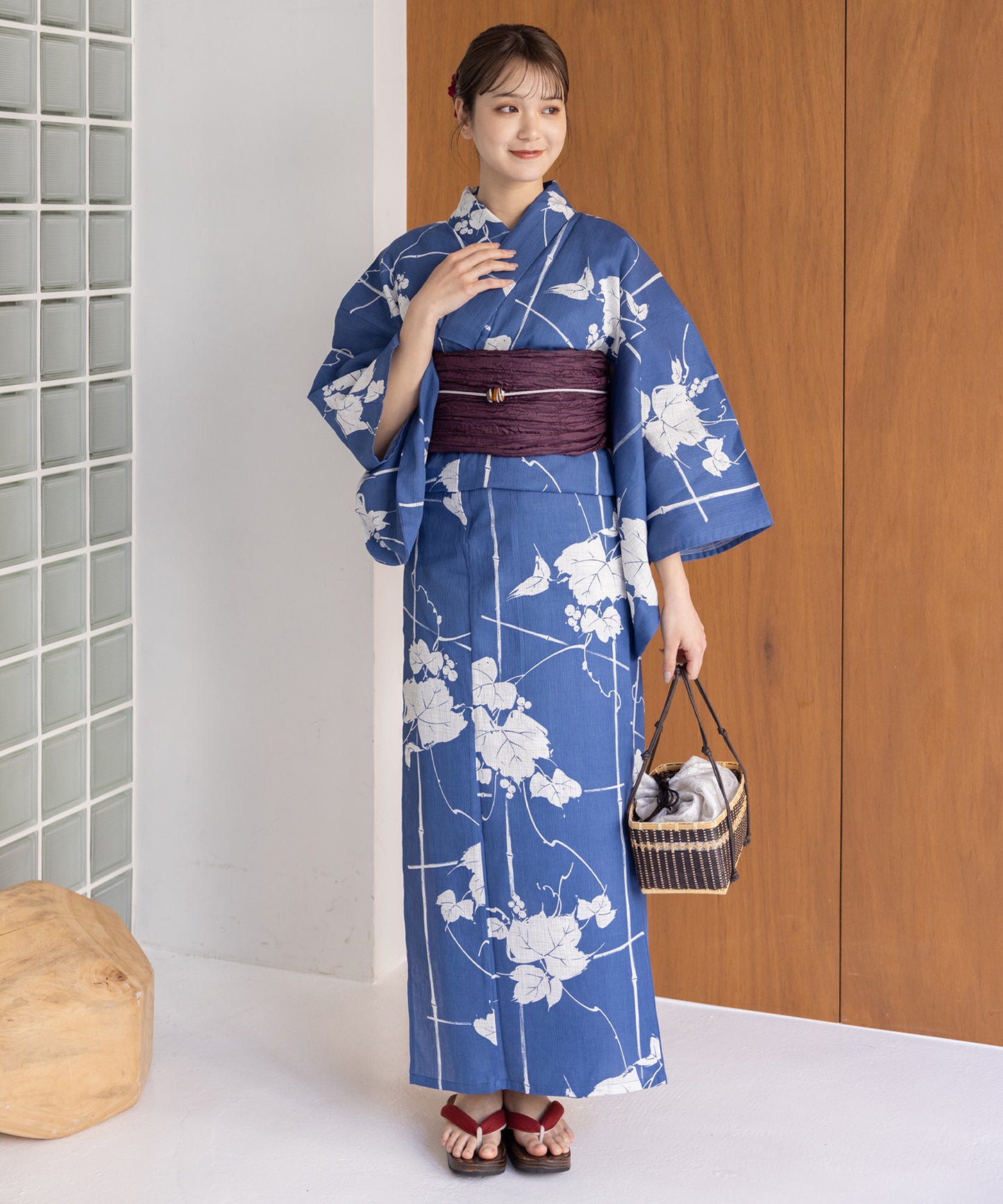 こだわり浴衣5点セット (浴衣/帯/下駄/腰紐/着付け冊子) 麻混 綿麻 楊柳生地 ブルー 笹
