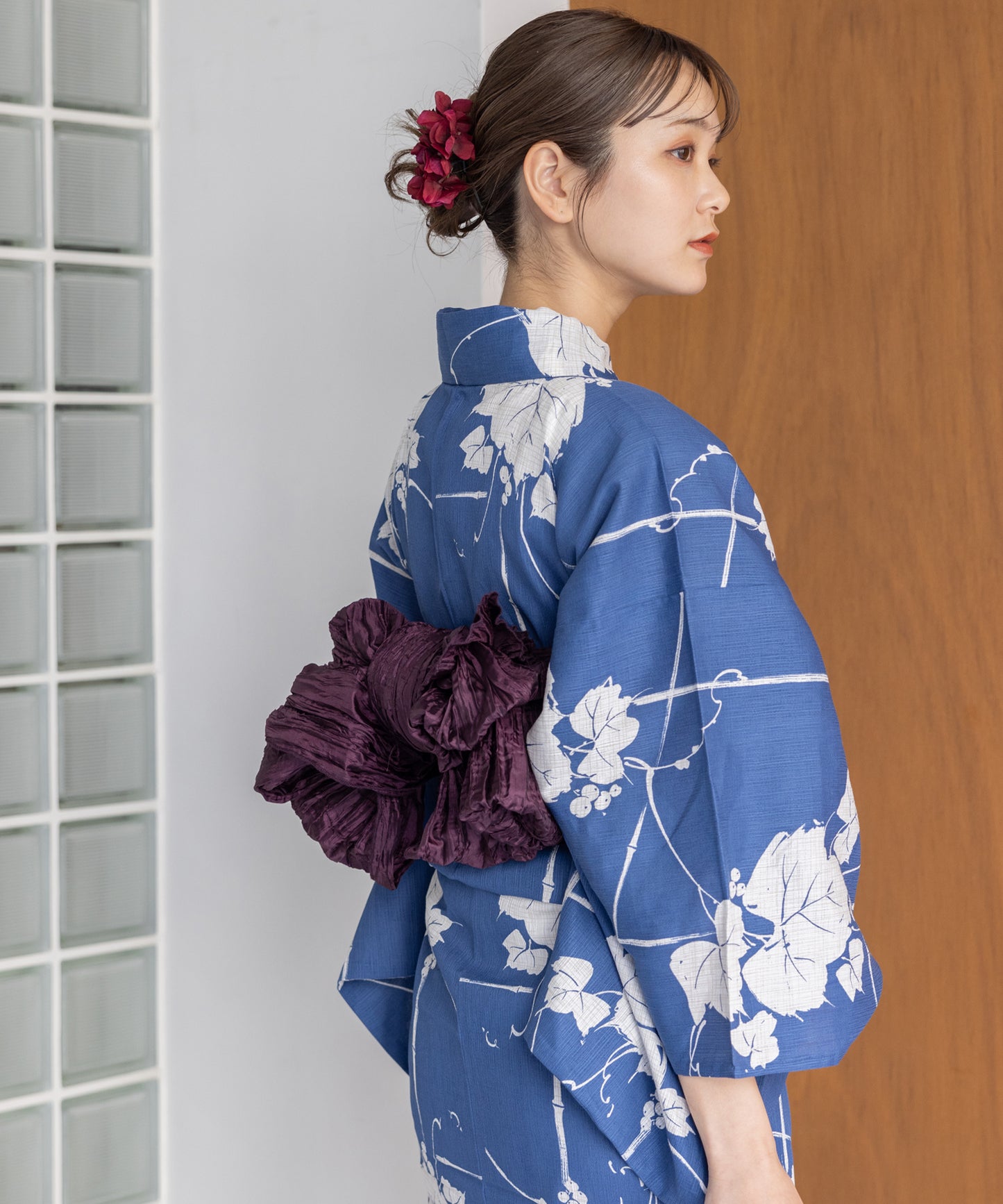 こだわり浴衣5点セット (浴衣/帯/下駄/腰紐/着付け冊子) 麻混 綿麻 楊柳生地 ブルー 笹