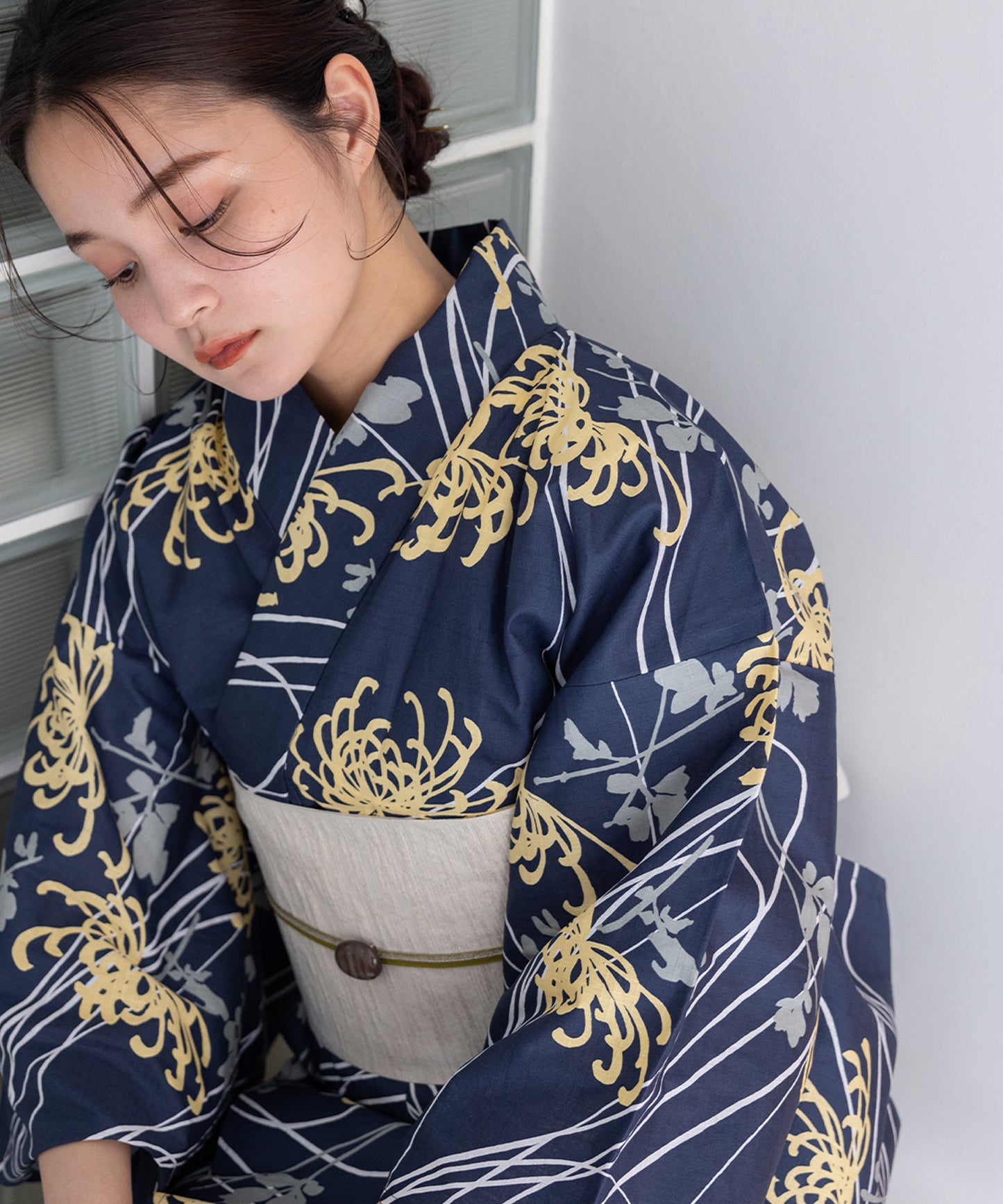 こだわり浴衣 5点セット (浴衣/帯/下駄/腰紐/着付け冊子) 浴衣 レディース 浴衣 セット 紺 ネイビー イエロー 菊