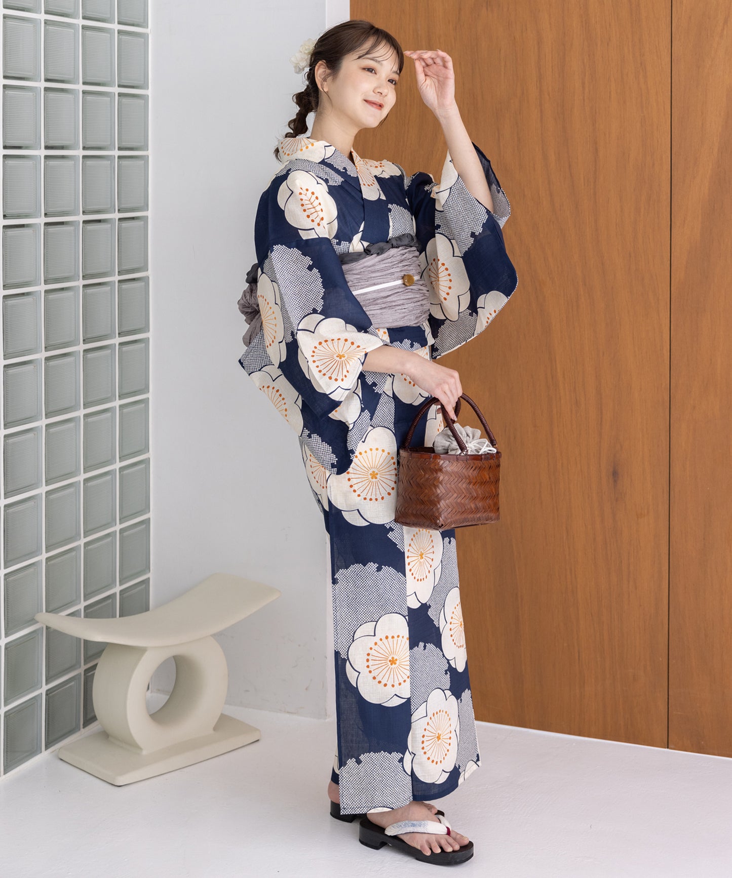 こだわり浴衣5点セット (浴衣/帯/下駄/腰紐/着付け冊子) 変わり織生地 ブルー 梅 梅の花 ウメ うめ
