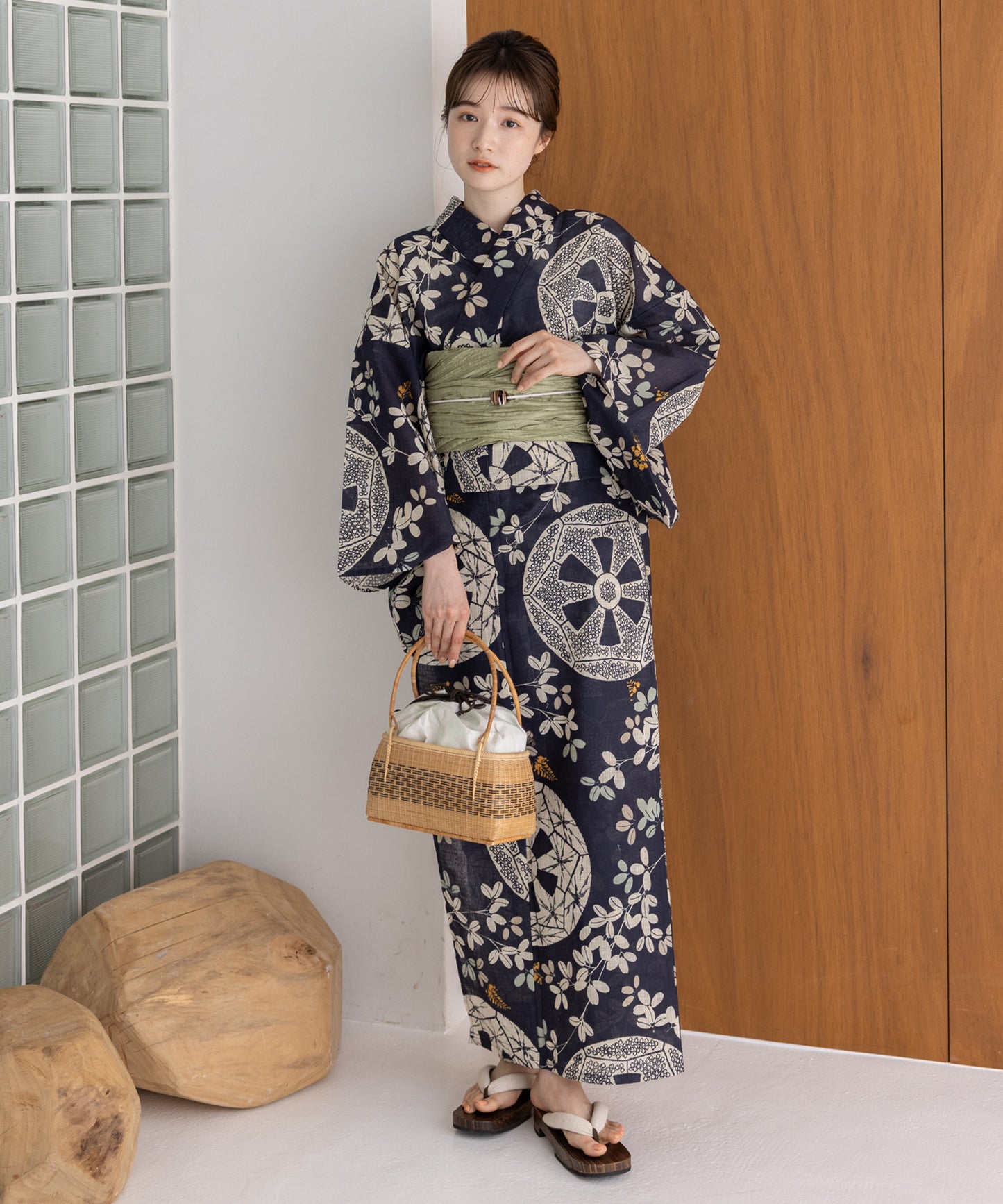 こだわり浴衣5点セット(浴衣/帯/下駄/腰紐/着付け冊子) 麻混 綿麻 先染め 生成 ブルー