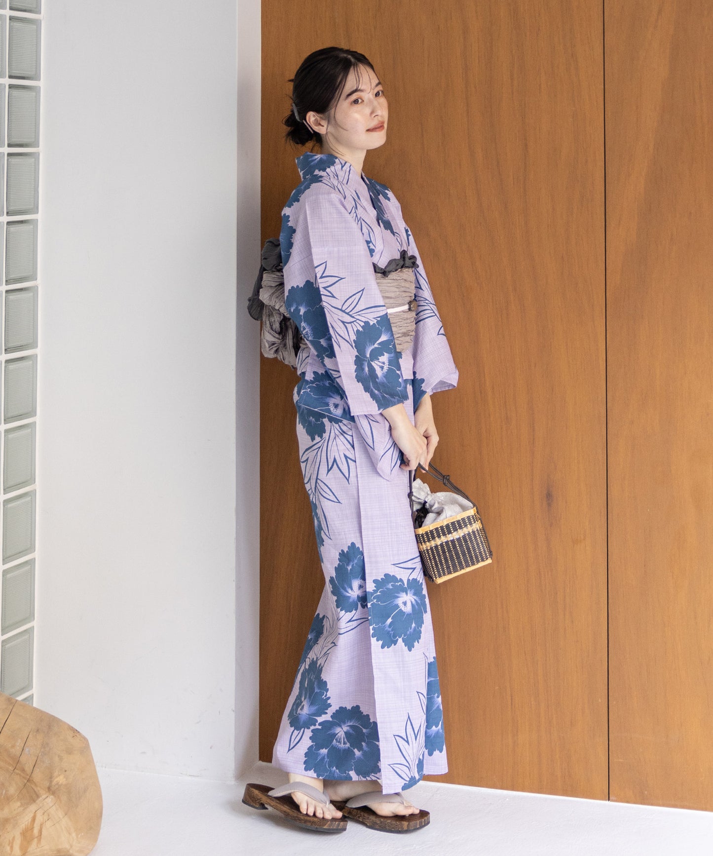 こだわり浴衣5点セット (浴衣/帯/下駄/腰紐/着付け冊子) 浴衣 レディース 浴衣 セット 変わり織生地 パープル ラベンダー ブルー