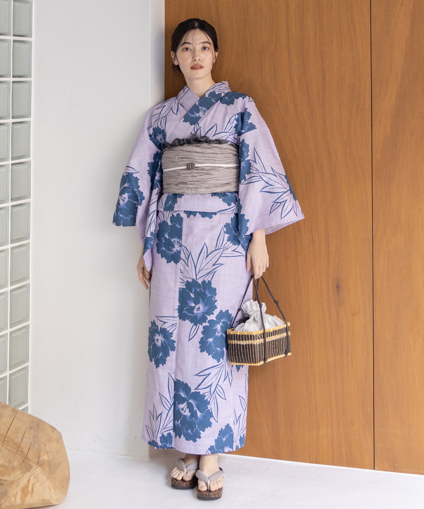 こだわり浴衣5点セット (浴衣/帯/下駄/腰紐/着付け冊子) 浴衣 レディース 浴衣 セット 変わり織生地 パープル ラベンダー ブルー