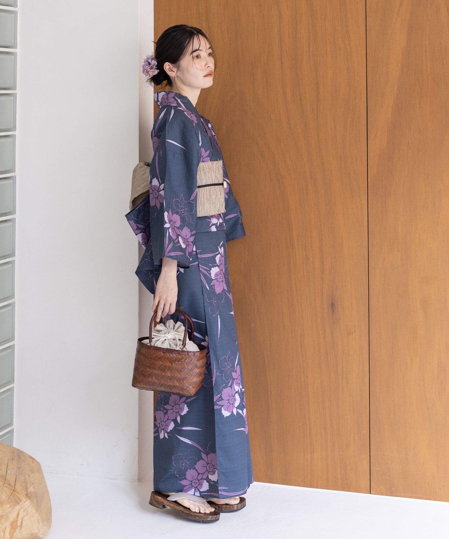 こだわり浴衣5点セット(浴衣/帯/下駄/腰紐/着付け冊子) 浴衣 レディース 浴衣 セット 変わり織生地 ネイビー 紺 パープル