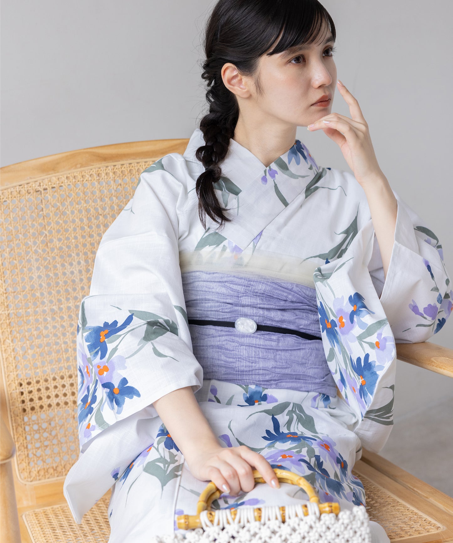 こだわり浴衣 5点セット (浴衣/帯/下駄/腰紐/着付け冊子) 変わり織生地 ホワイト系 ブルー パープル