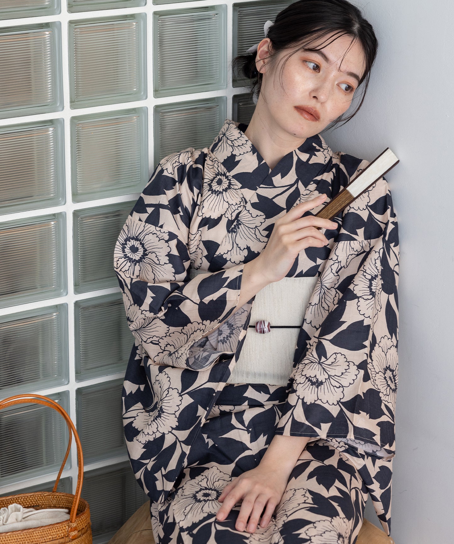 こだわり 浴衣 5点セット (浴衣/帯/下駄/腰紐/着付け冊子) 浴衣 レディース 浴衣 セット ベージュ ブラック 黒