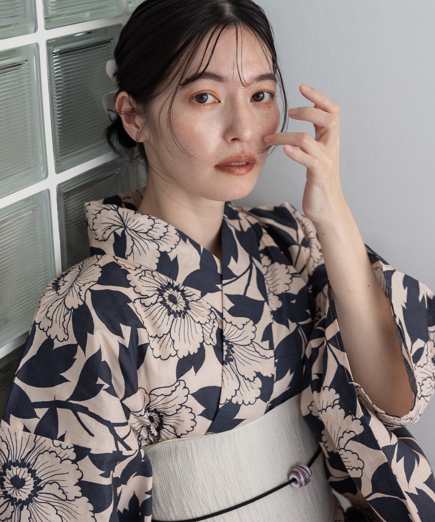 こだわり 浴衣 5点セット (浴衣/帯/下駄/腰紐/着付け冊子) 浴衣 レディース 浴衣 セット ベージュ ブラック 黒