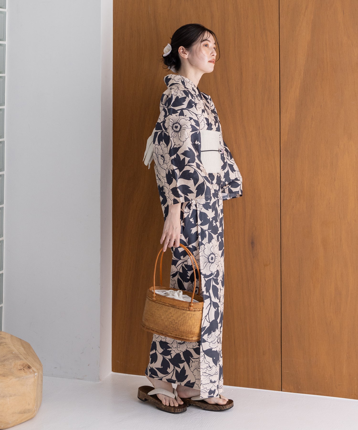 こだわり 浴衣 5点セット (浴衣/帯/下駄/腰紐/着付け冊子) 浴衣 レディース 浴衣 セット ベージュ ブラック 黒