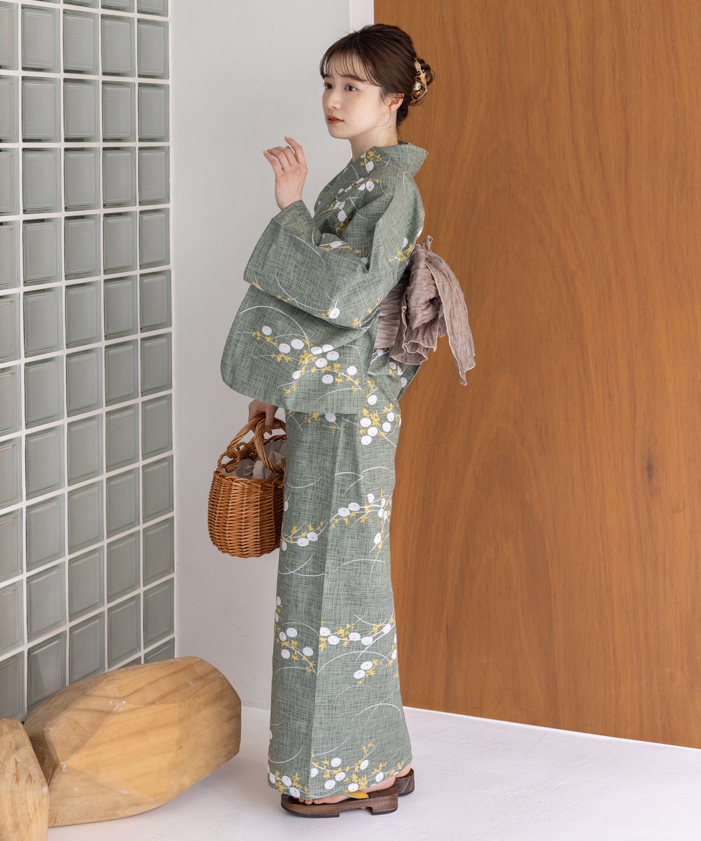 こだわり浴衣5点セット(浴衣/帯/下駄/腰紐/着付け冊子) 変わり織生地 グリーン 緑 露芝