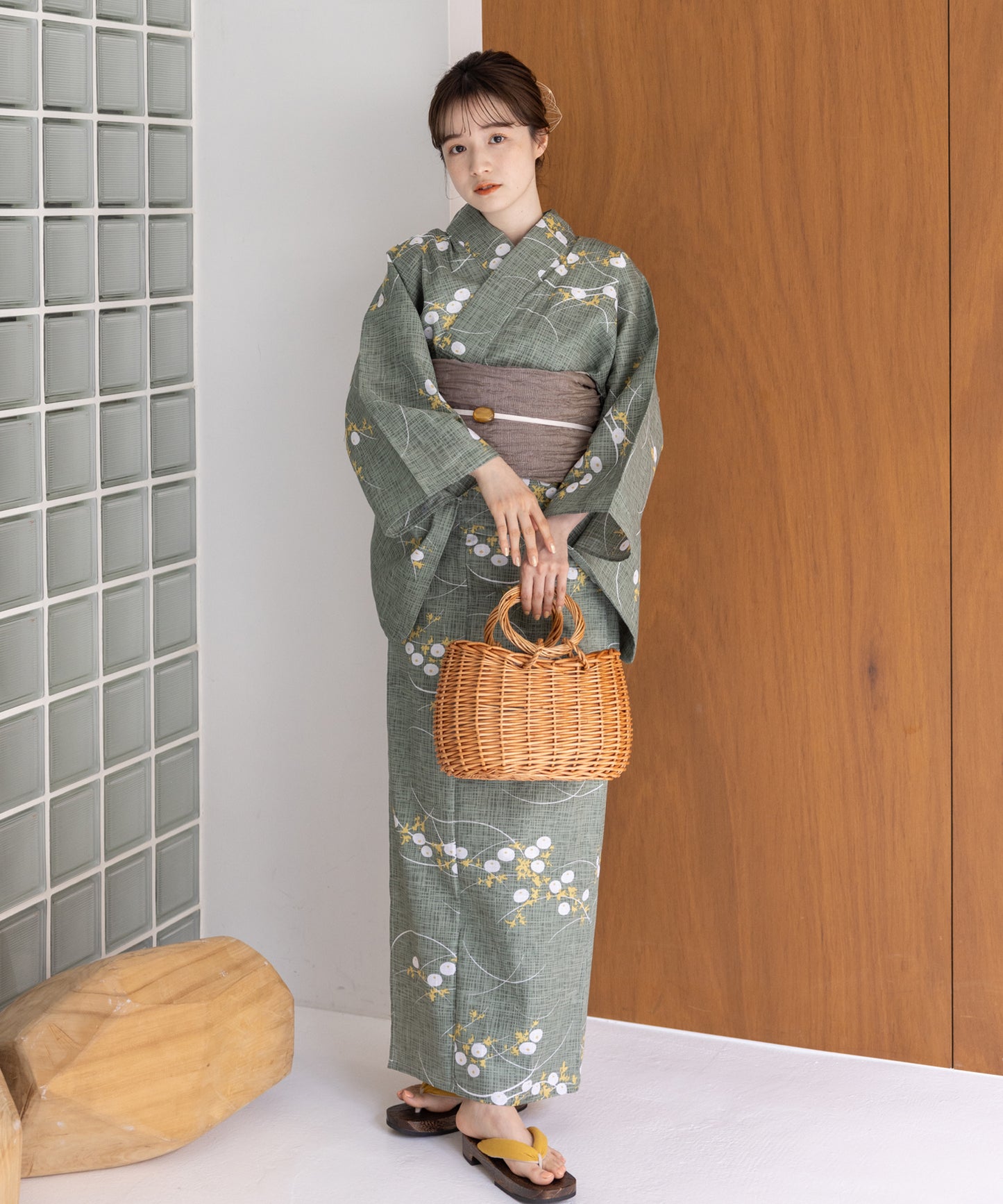 こだわり浴衣5点セット(浴衣/帯/下駄/腰紐/着付け冊子) 変わり織生地 グリーン 緑 露芝