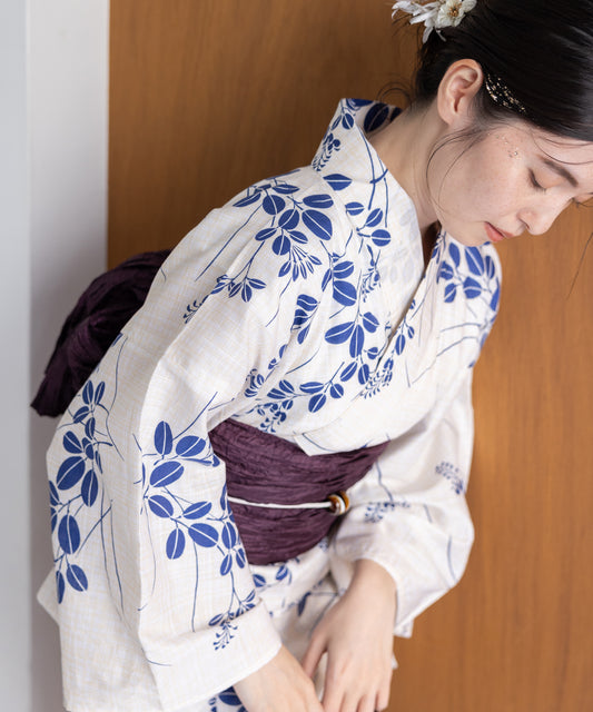 こだわり浴衣5点セット(浴衣/帯/下駄/腰紐/着付け冊子) 変わり織生地 ブルー ホワイト系