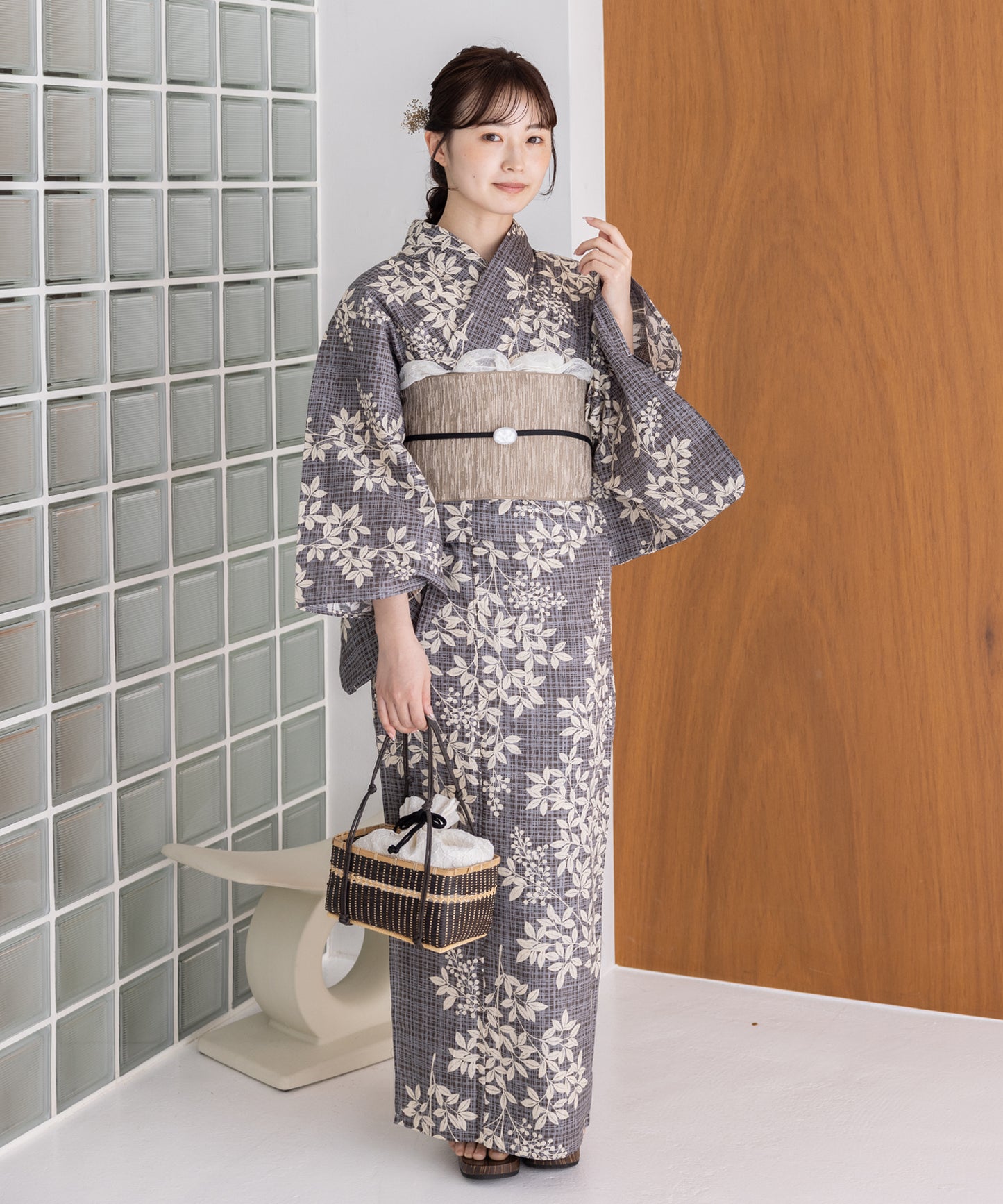 こだわり浴衣5点セット(浴衣/帯/下駄/腰紐/着付け冊子) 変わり織生地 ブラック 黒