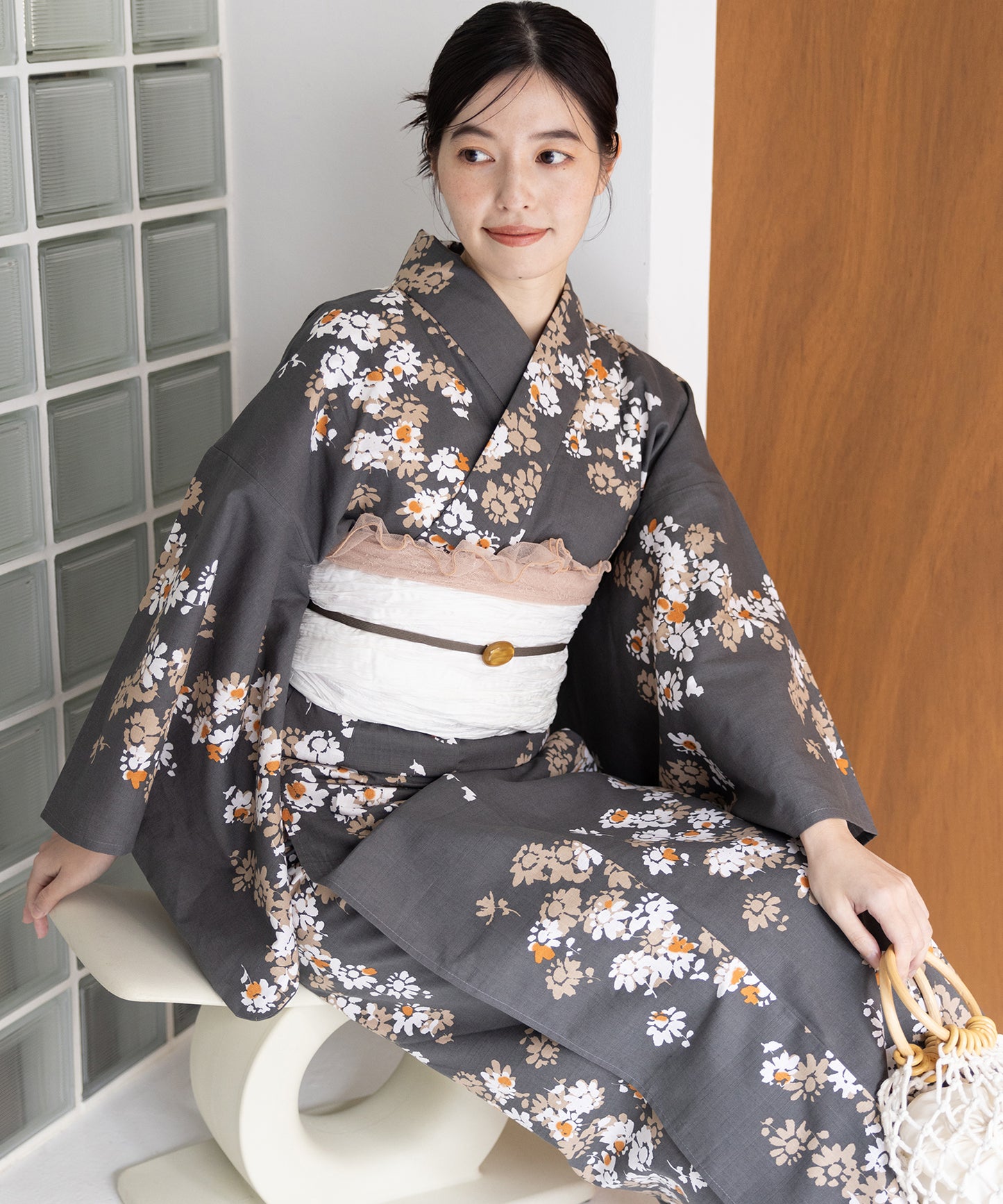 こだわり浴衣5点セット (浴衣/帯/下駄/腰紐/着付け冊子) ※レース兵児帯は別売り 変わり織生地 グレー マーガレット