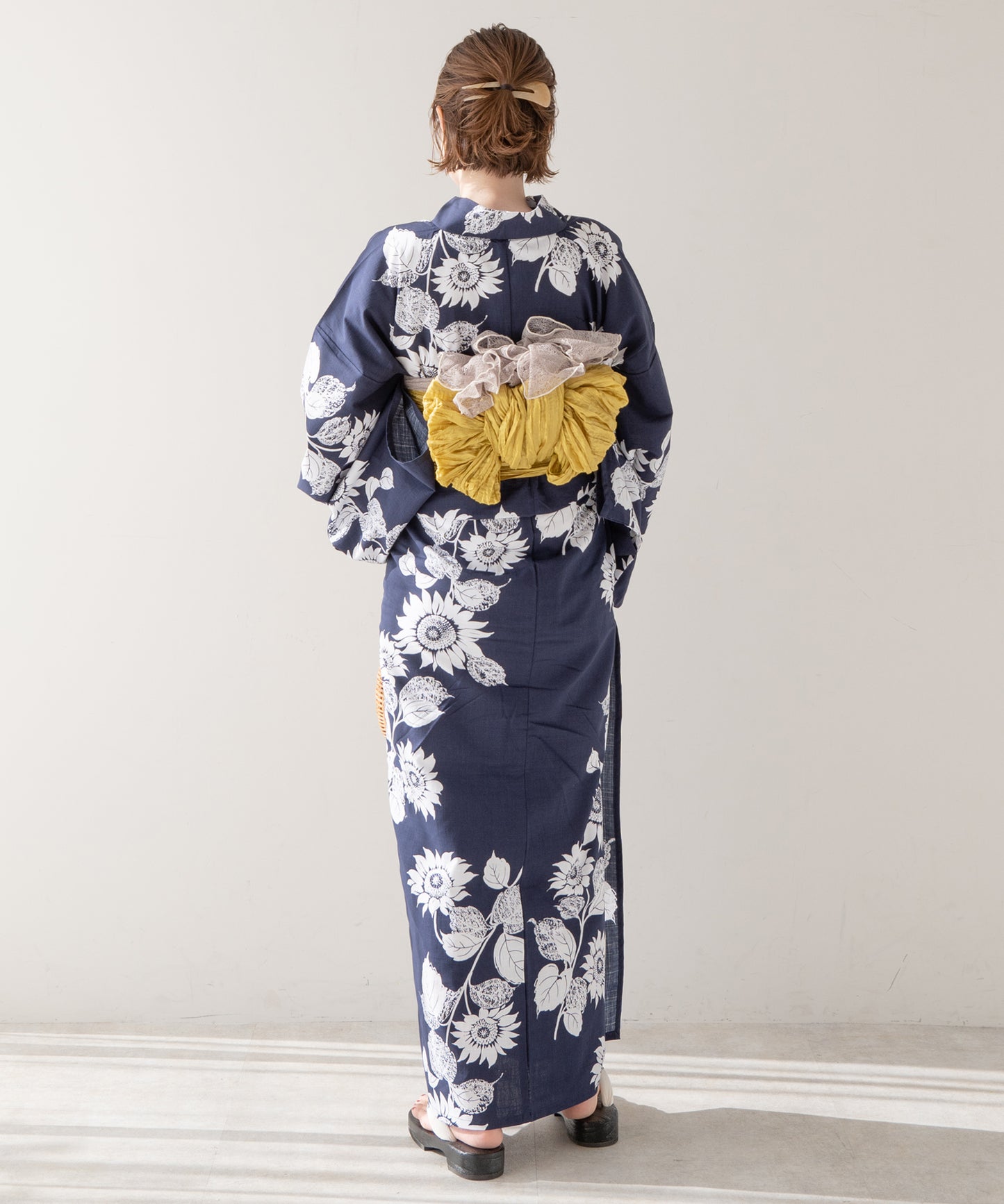 こだわり 浴衣 5点セット (浴衣/帯/下駄/腰紐/着付け冊子) ※レース兵児帯は別売り ネイビー ひまわり