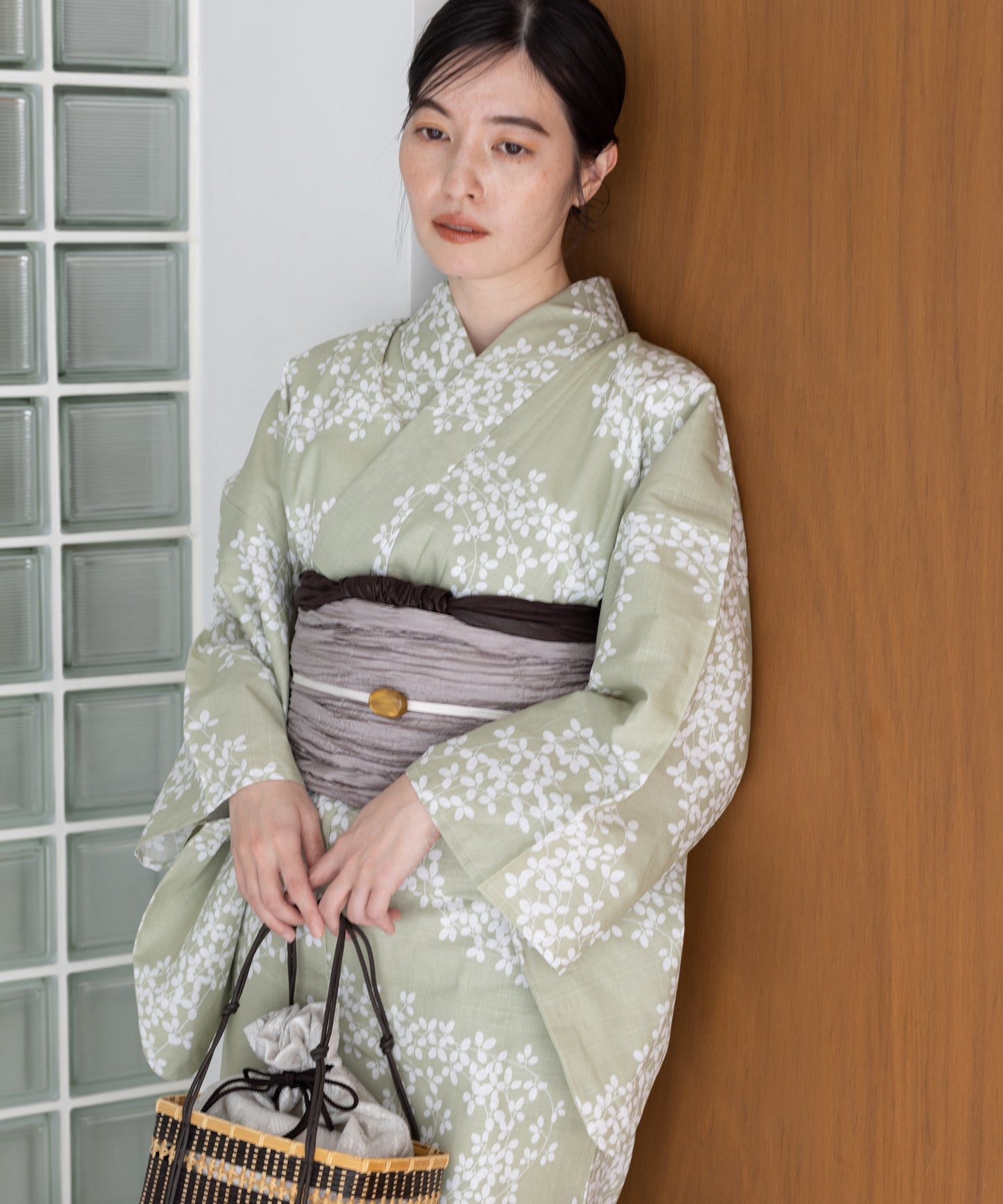 こだわり浴衣 5点セット (浴衣/帯/下駄/腰紐/着付け冊子) ※プリーツ兵児帯は別売り 変わり織生地 ライトグリーン 萩