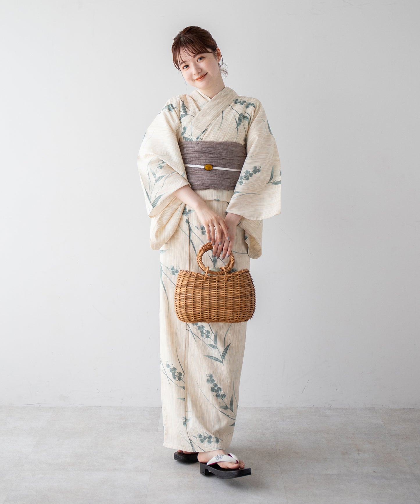 こだわり 浴衣 5点セット (浴衣/帯/下駄/腰紐/着付け冊子) ※レース兵児帯は別売り 麻混 綿麻 グリーン 緑 ホワイト系 スズラン 鈴蘭