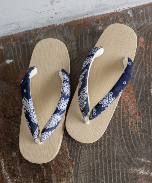 下駄 - 有松絞りの鼻緒 -