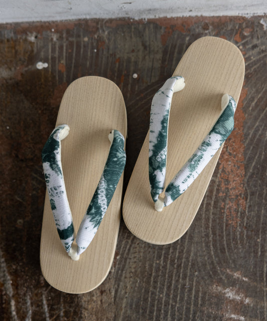 下駄 - 有松絞りの鼻緒 -