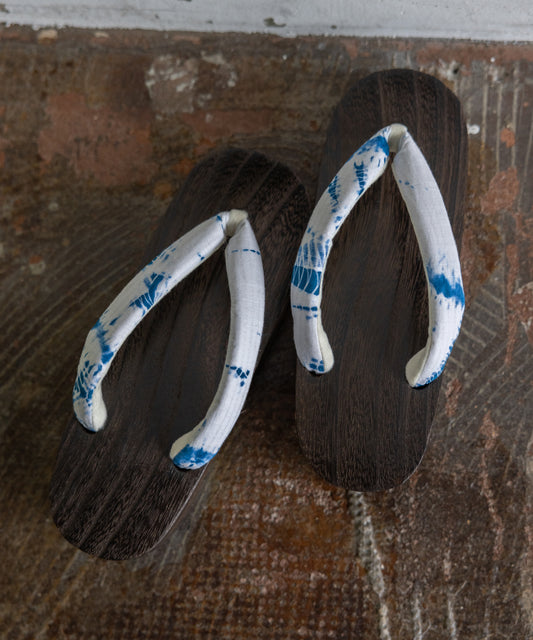 下駄 - 有松絞りの鼻緒 -