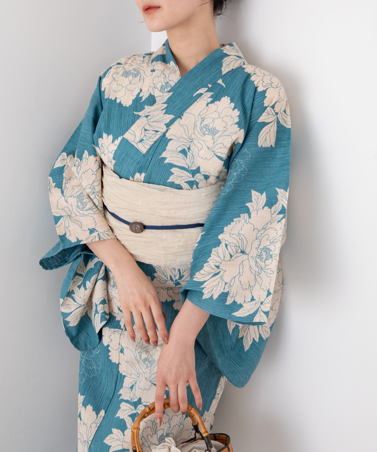 薄藍の牡丹 こだわり浴衣5点セット (浴衣/帯/下駄/腰紐/着付け冊子)