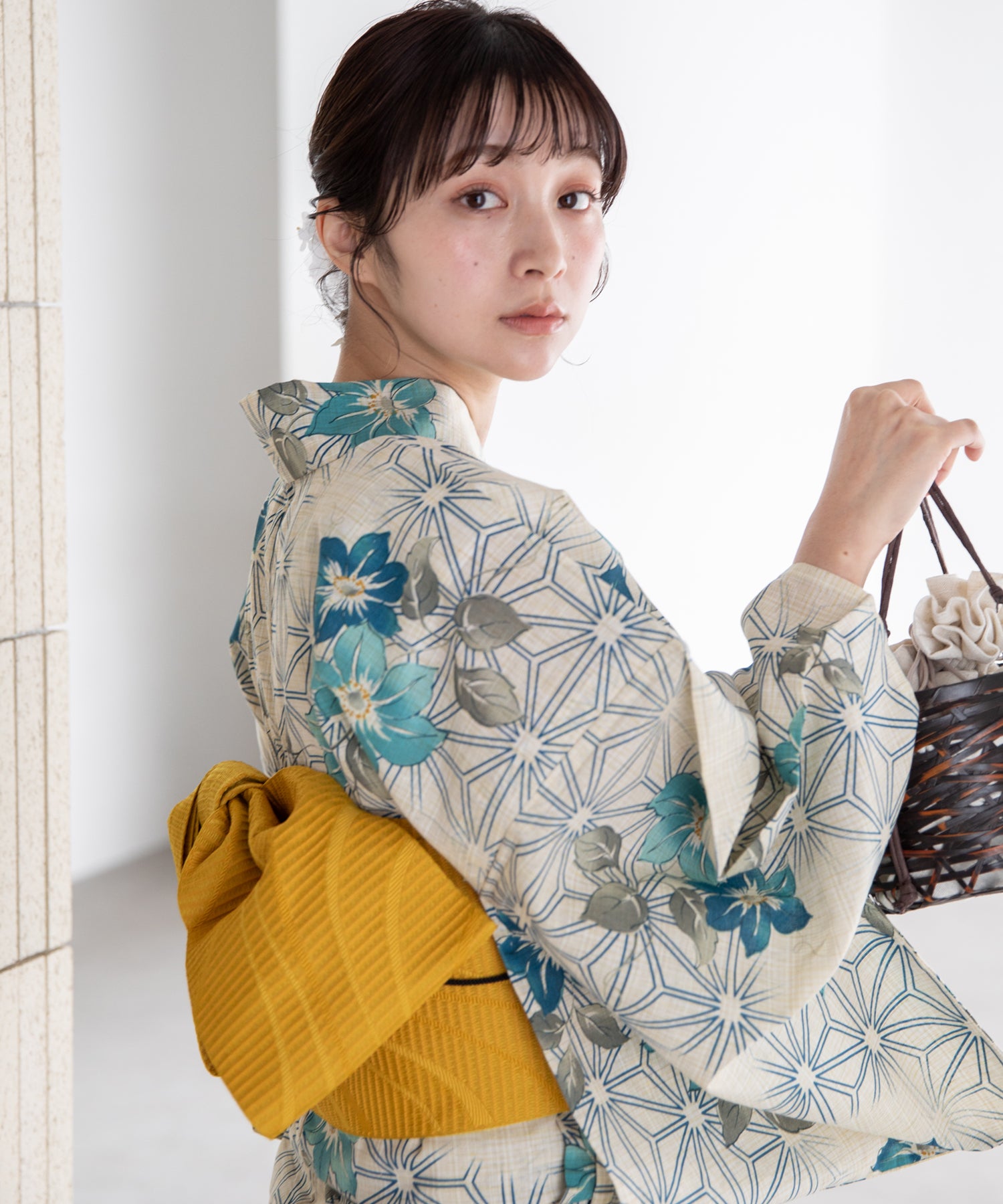 青涼の古典花文 こだわり浴衣5点セット (浴衣/帯/下駄/腰紐/着付け冊子
