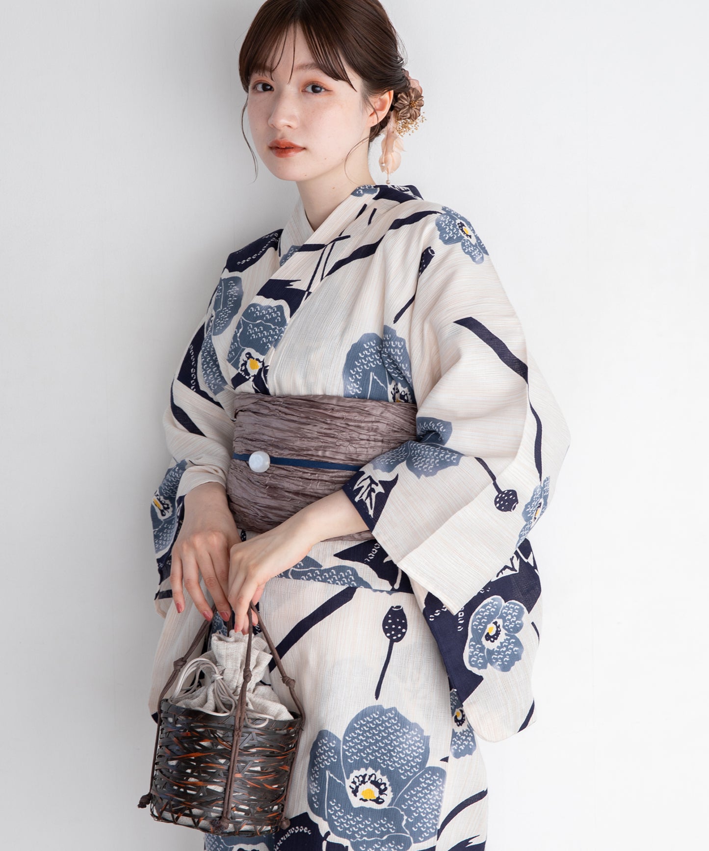 青涼の椿 こだわり浴衣5点セット (浴衣/帯/下駄/腰紐/着付け冊子)