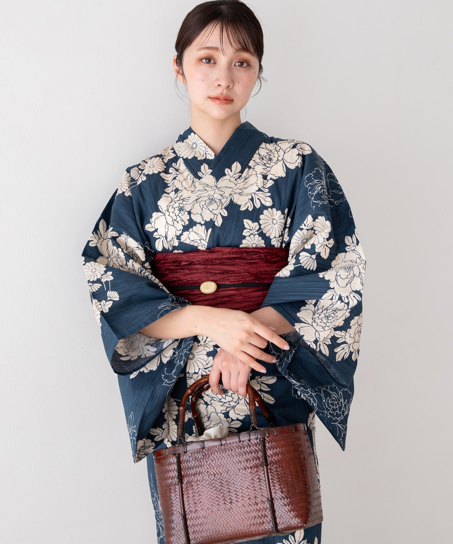 宵紺の花涼み こだわり浴衣5点セット (浴衣/帯/下駄/腰紐/着付け冊子)