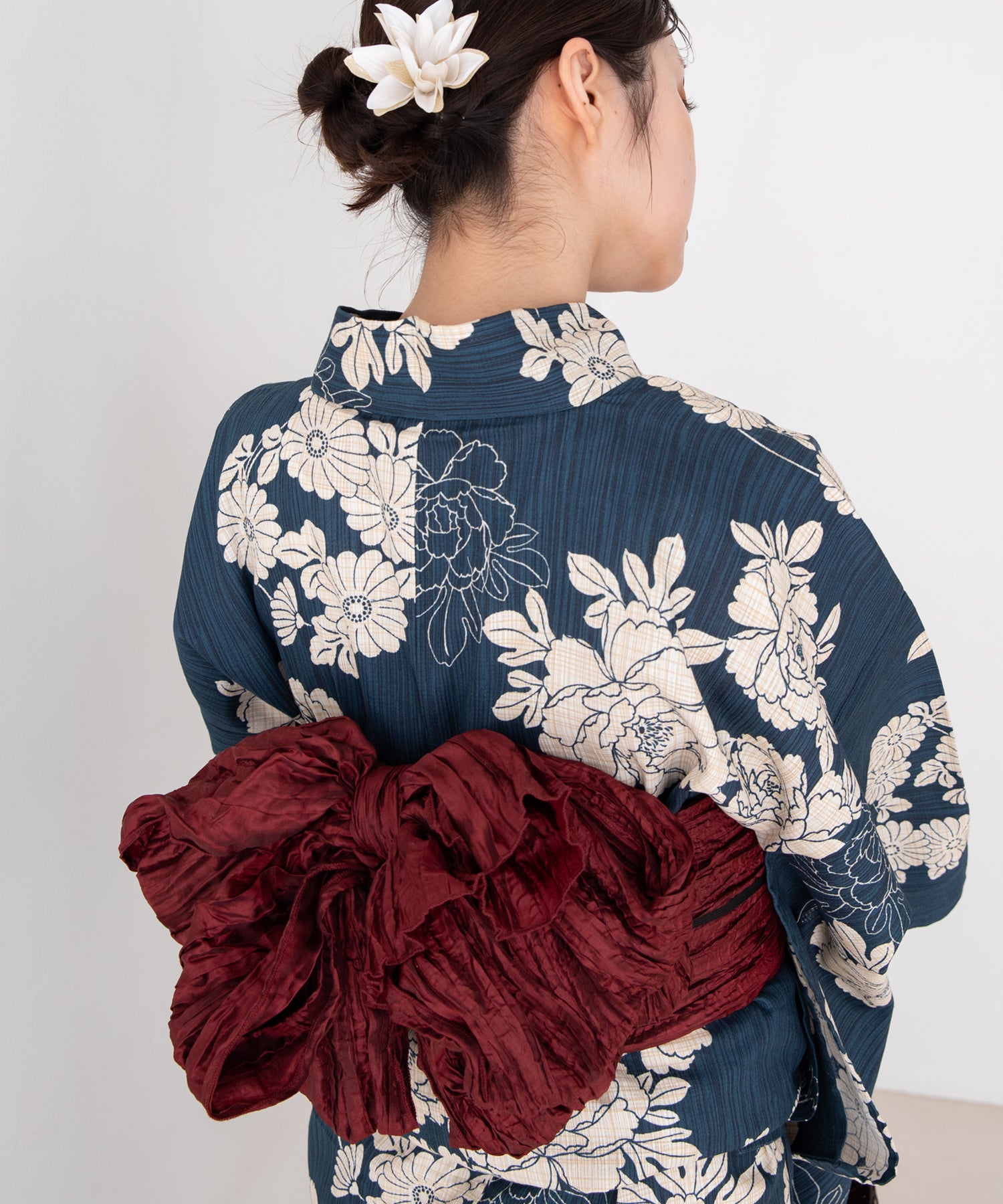宵紺の花涼み こだわり浴衣5点セット (浴衣/帯/下駄/腰紐/着付け冊子