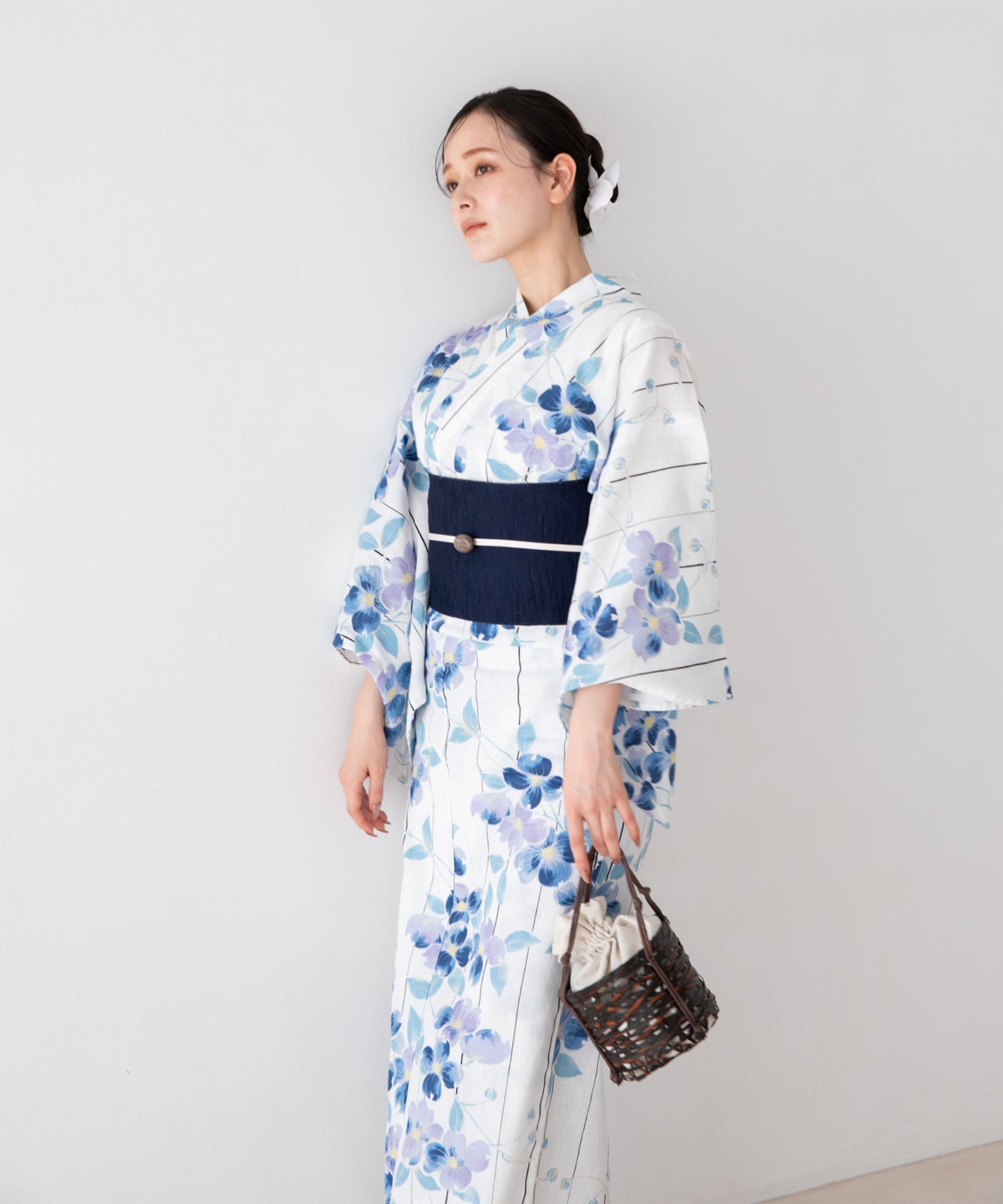 夏華の藍霞 こだわり浴衣5点セット (浴衣/帯/下駄/腰紐/着付け冊子)