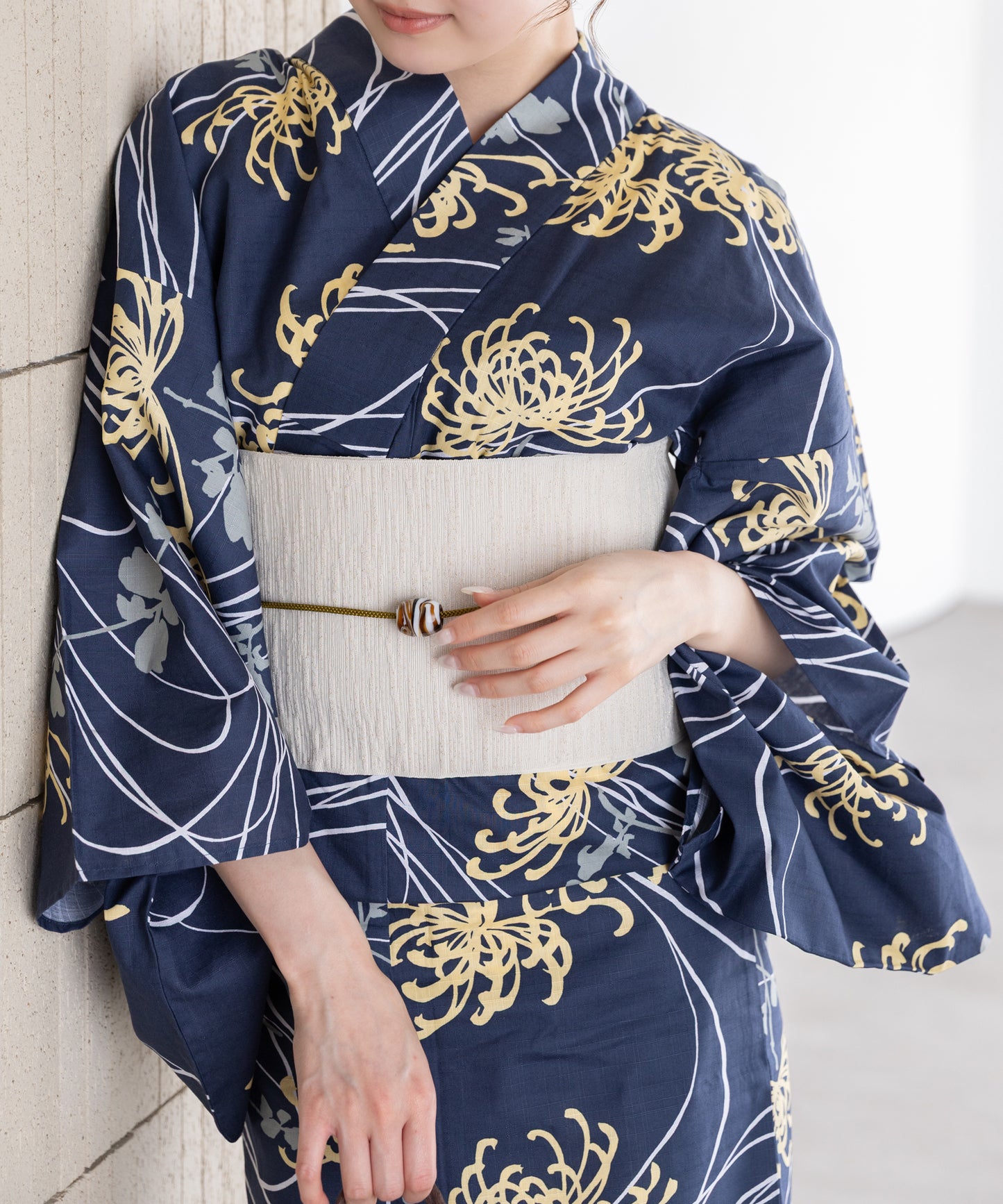 流水に乱菊 こだわり浴衣 5点セット (浴衣/帯/下駄/腰紐/着付け冊子)