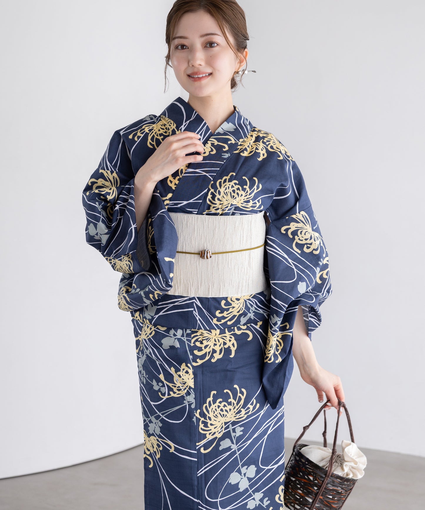流水に乱菊 こだわり浴衣 5点セット (浴衣/帯/下駄/腰紐/着付け冊子)