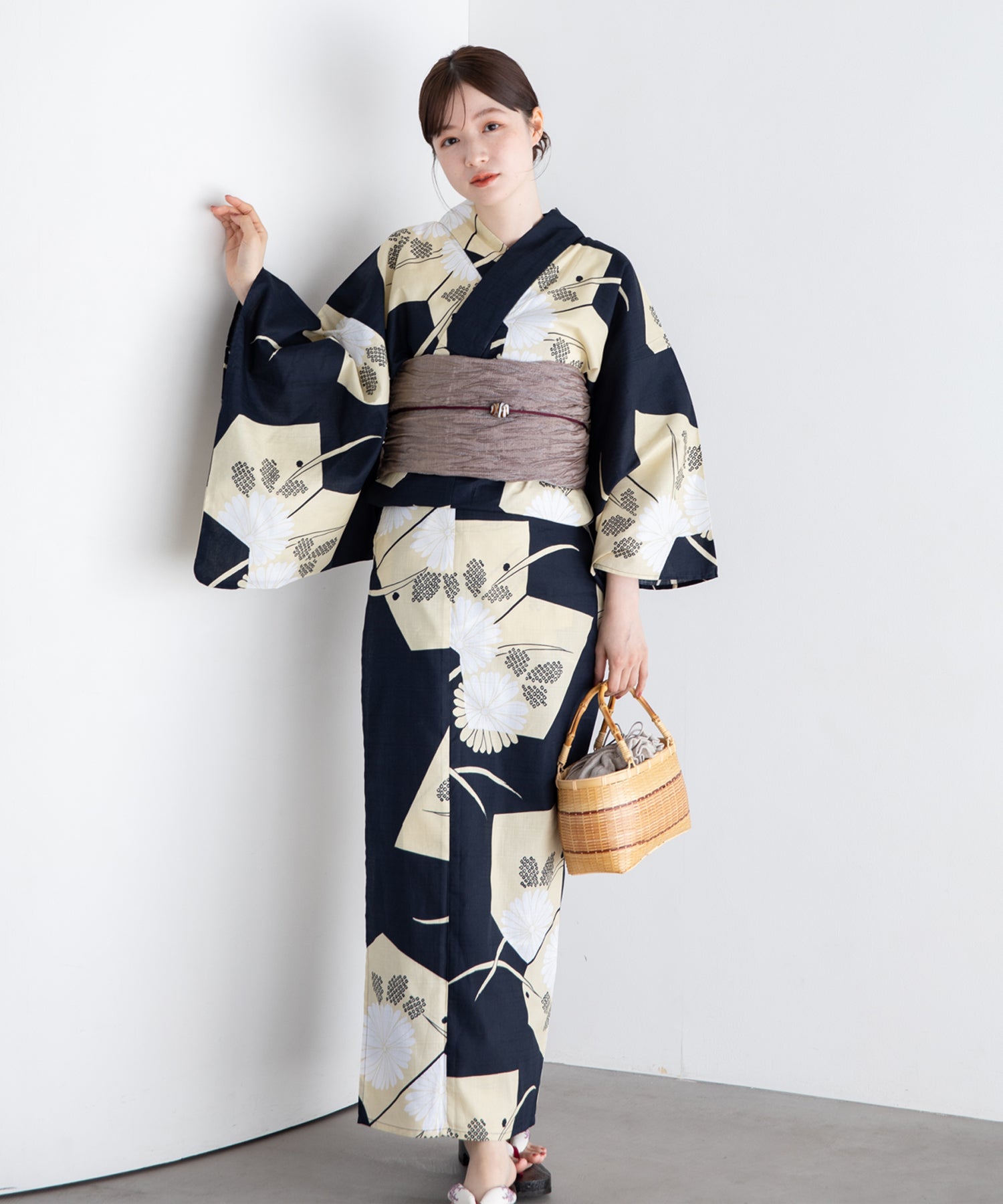 古典花景 こだわり浴衣5点セット (浴衣/帯/下駄/腰紐/着付け冊子