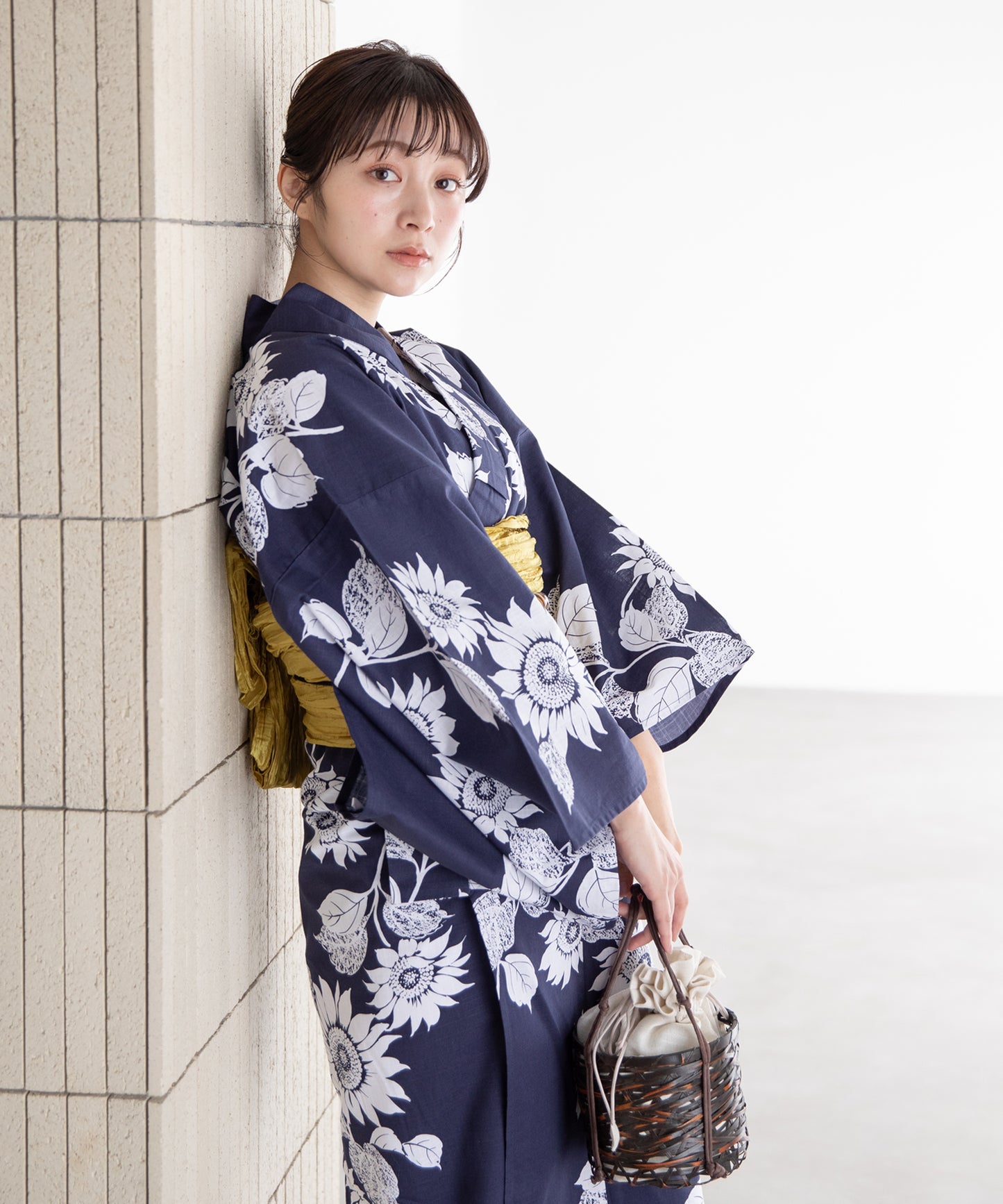 紺色 浴衣5点セット 紺に向日葵 こだわり浴衣5点セット (浴衣/帯/下駄/腰紐/着付け冊子