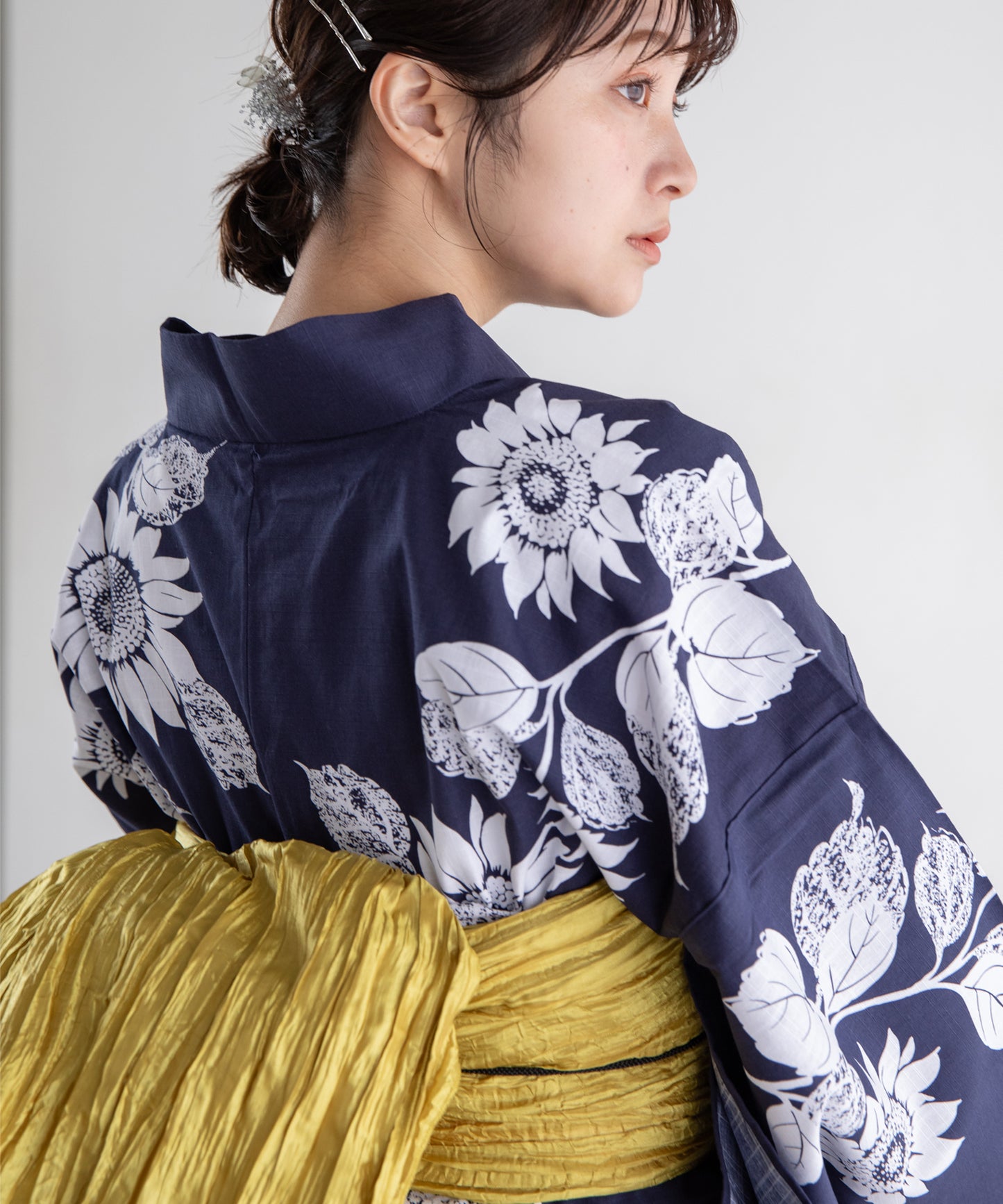 紺に向日葵 こだわり浴衣5点セット (浴衣/帯/下駄/腰紐/着付け冊子)