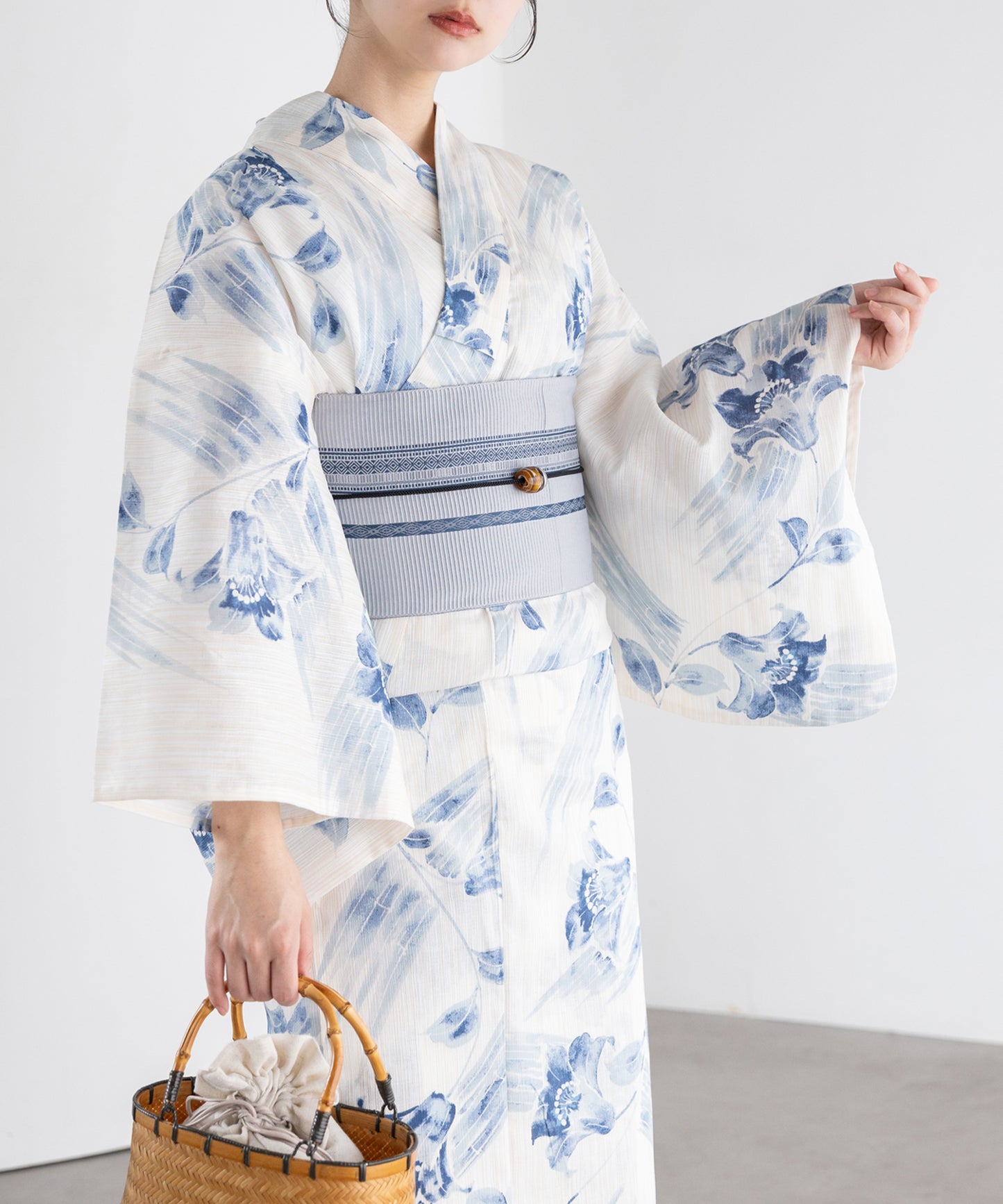 水影に花 こだわり浴衣5点セット (浴衣/帯/下駄/腰紐/着付け冊子) 麻混 綿麻 楊柳生地