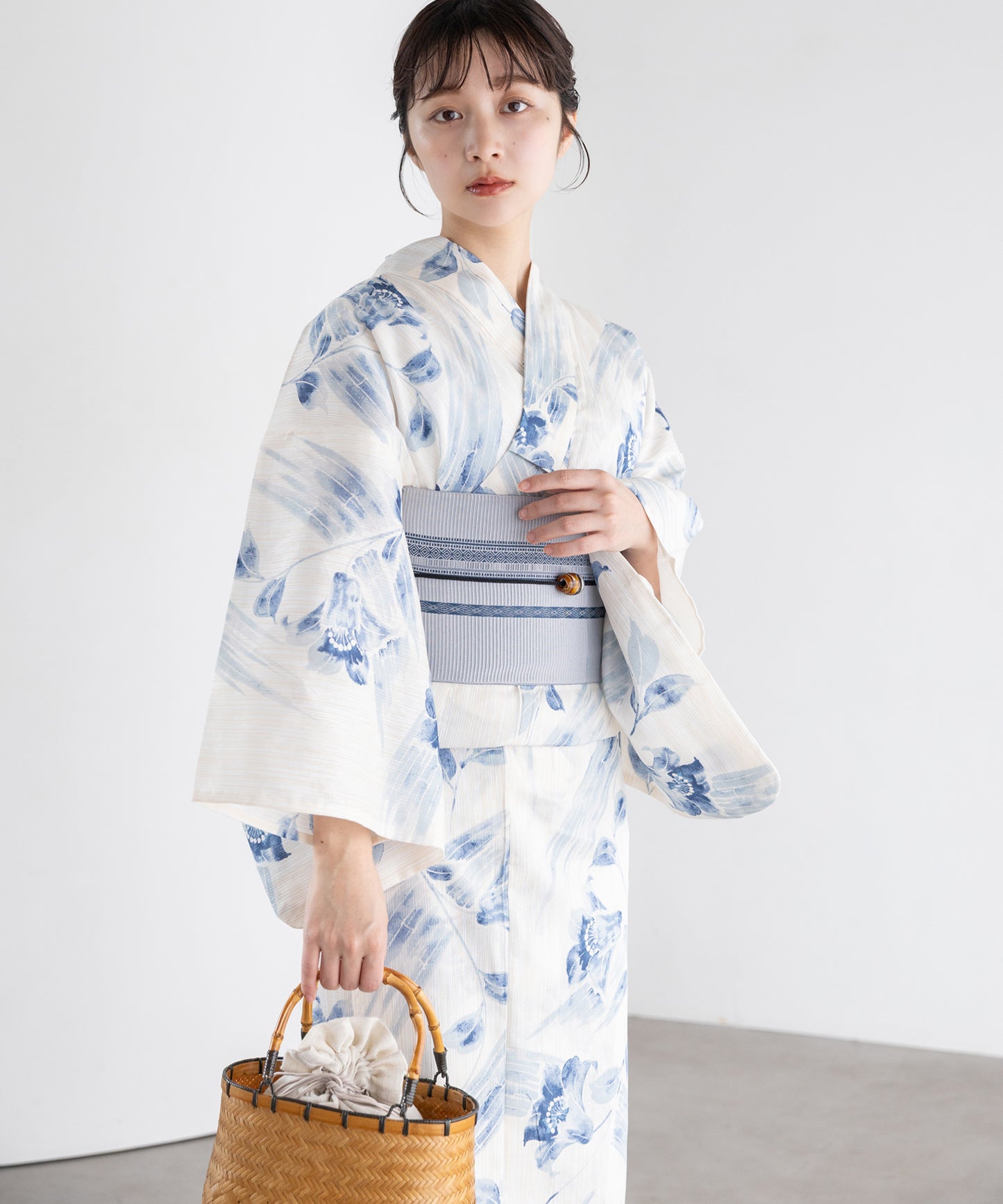 水影に花 こだわり浴衣5点セット (浴衣/帯/下駄/腰紐/着付け冊子) 麻混 綿麻 楊柳生地