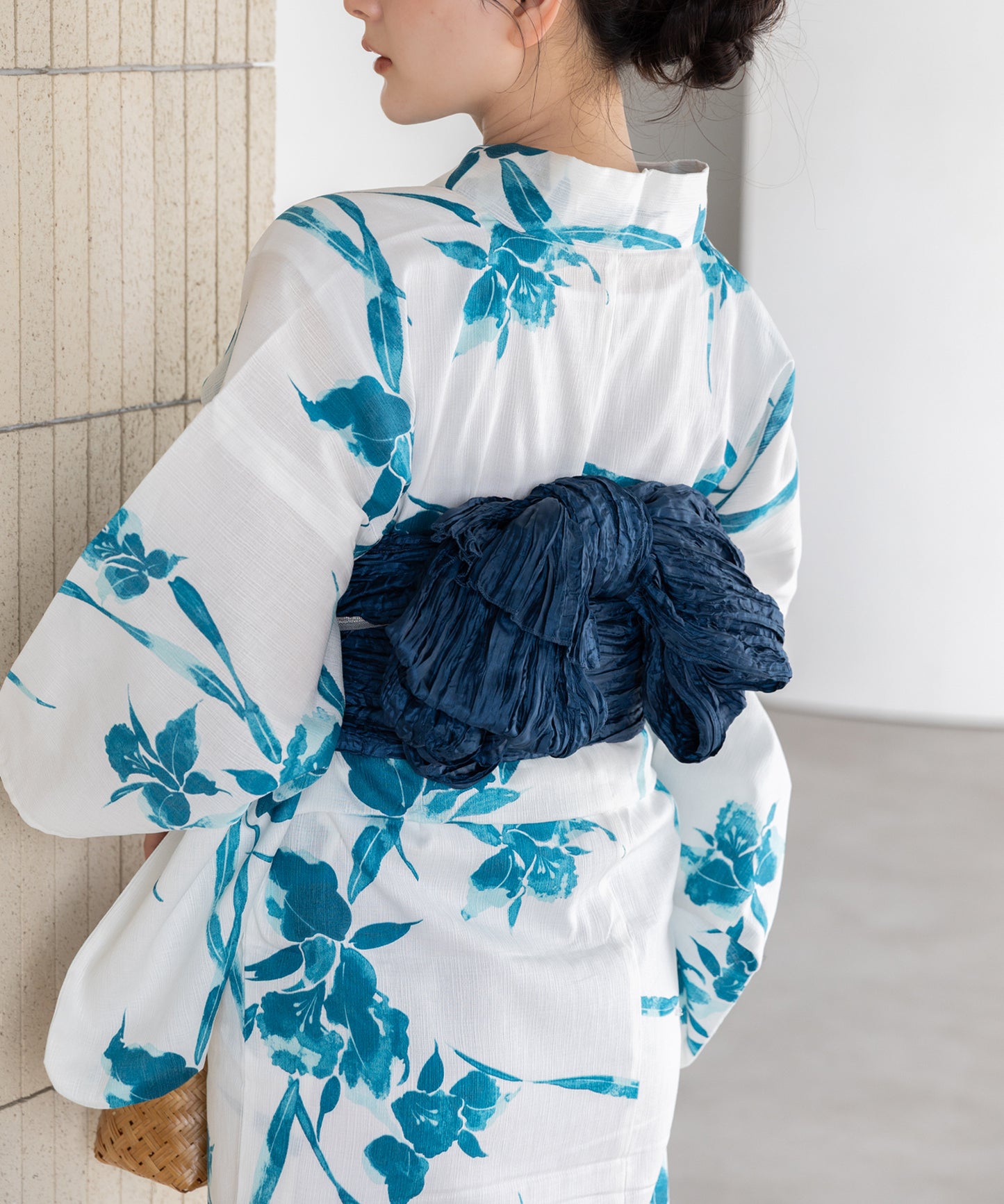 水彩のあやめ こだわり浴衣5点セット (浴衣/帯/下駄/腰紐/着付け冊子) 麻混 綿麻 楊柳生地