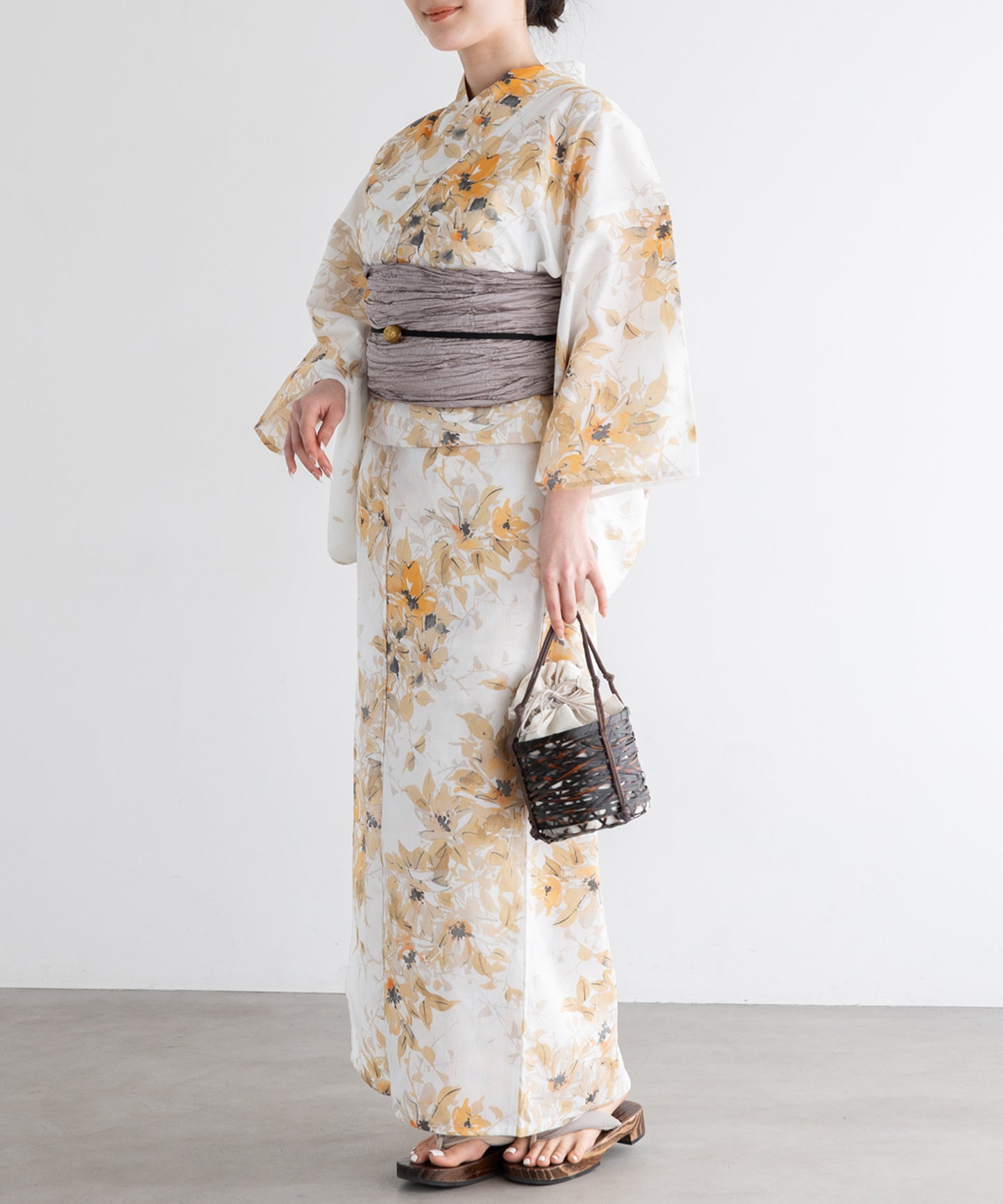 淡花の重ね こだわり浴衣5点セット (浴衣/帯/下駄/腰紐/着付け冊子) 麻混 綿麻 楊柳生地