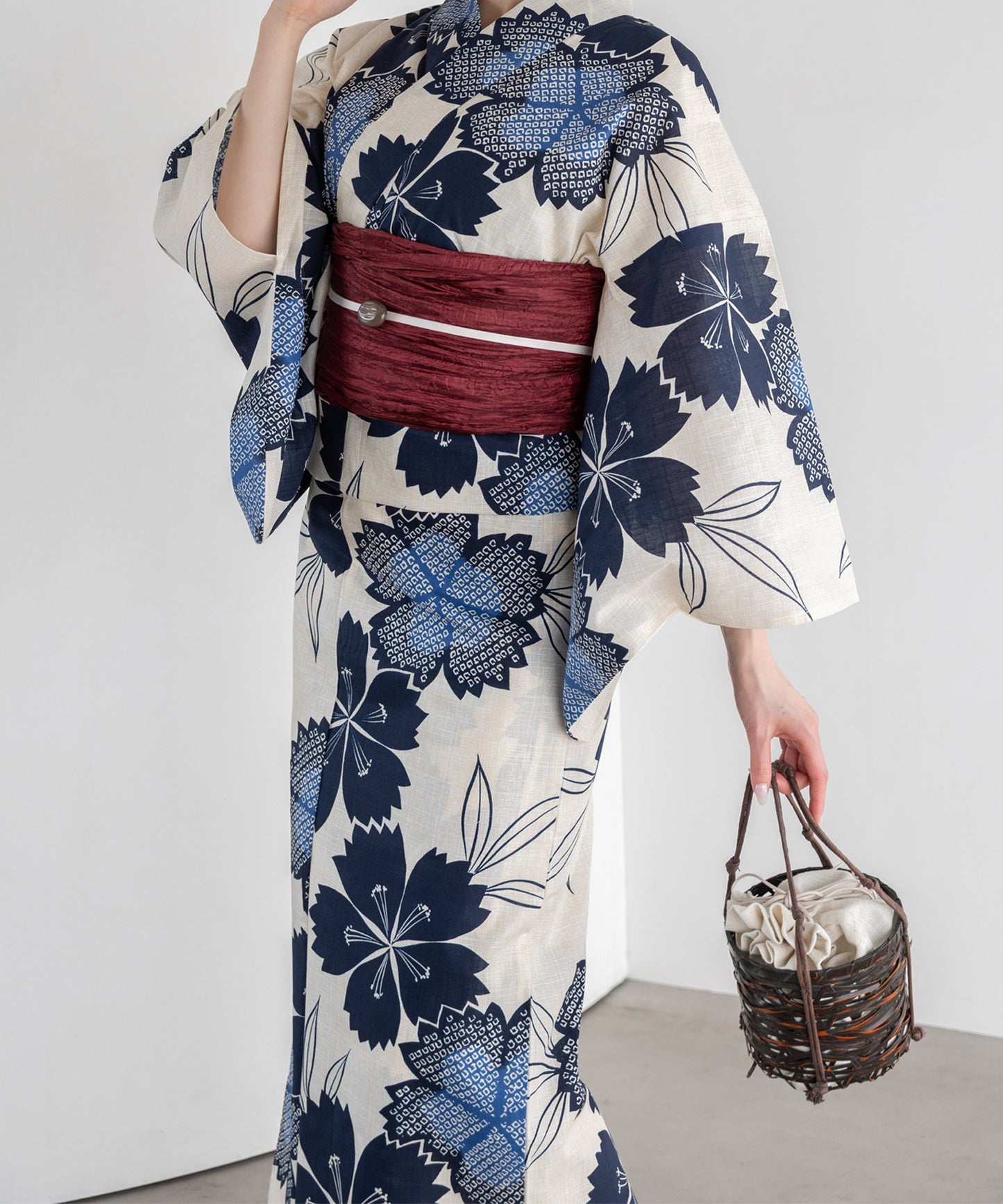 宵の撫子 こだわり浴衣5点セット (浴衣/帯/下駄/腰紐/着付け冊子) 変わり織生地