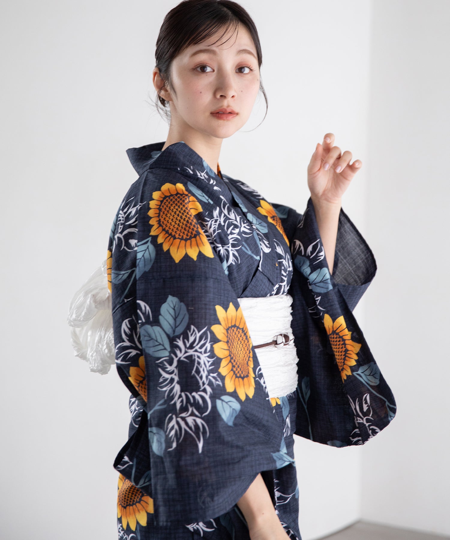 向日葵の夏調べ こだわり浴衣5点セット (浴衣/帯/下駄/腰紐/着付け冊子