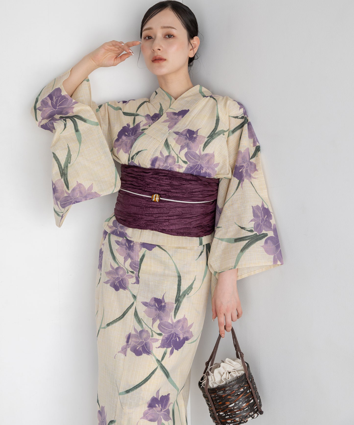 花菖蒲の余韻 こだわり浴衣5点セット (浴衣/帯/下駄/腰紐/着付け冊子) 麻混
