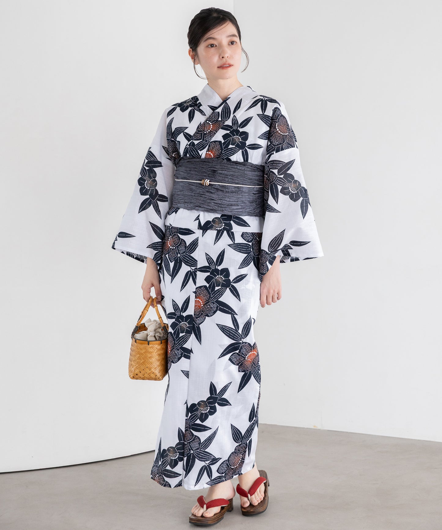 宵の花調べ こだわり浴衣5点セット (浴衣/帯/下駄/腰紐/着付け冊子) 変わり織生地